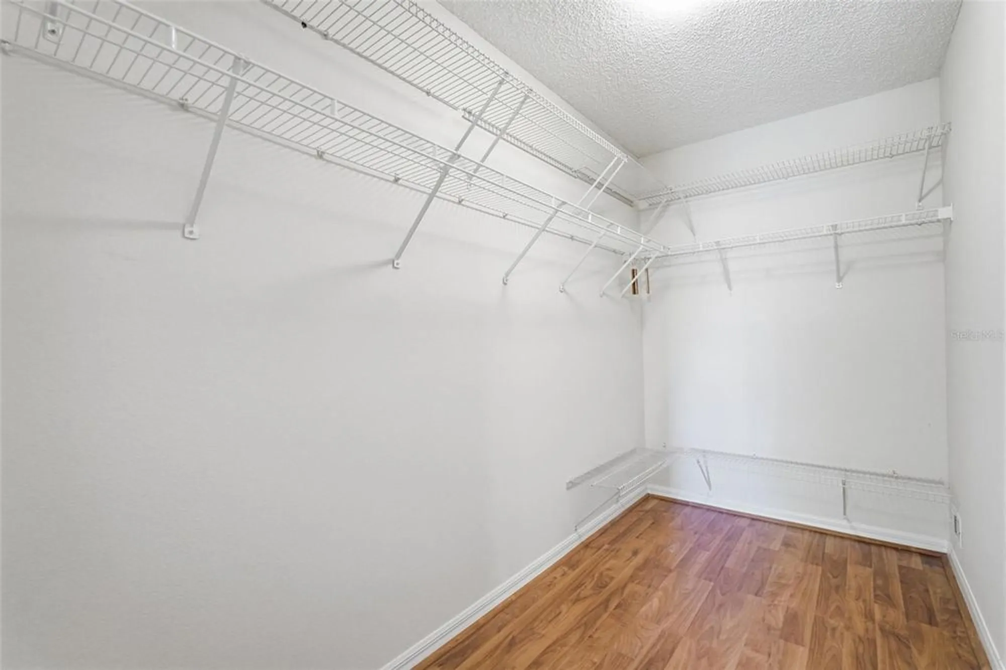 Property Slideshow image 25 of 69 | 17985 se 92nd amory ave, The Villages, FL, 32162