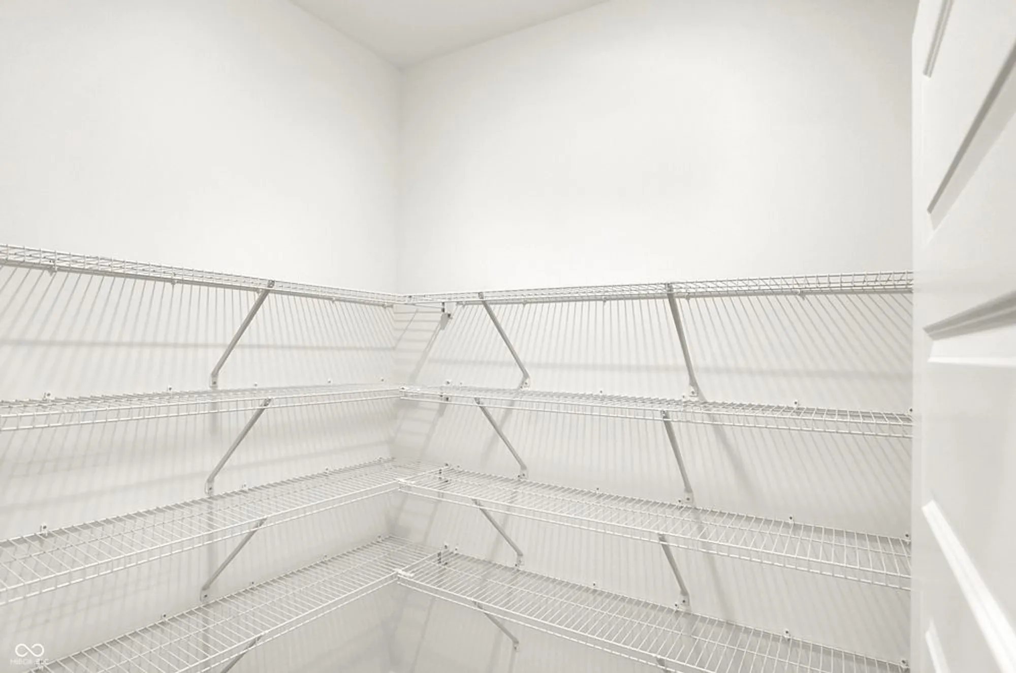 Property Slideshow image 20 of 40 | 5357 nettleton way, Avon, IN, 46123