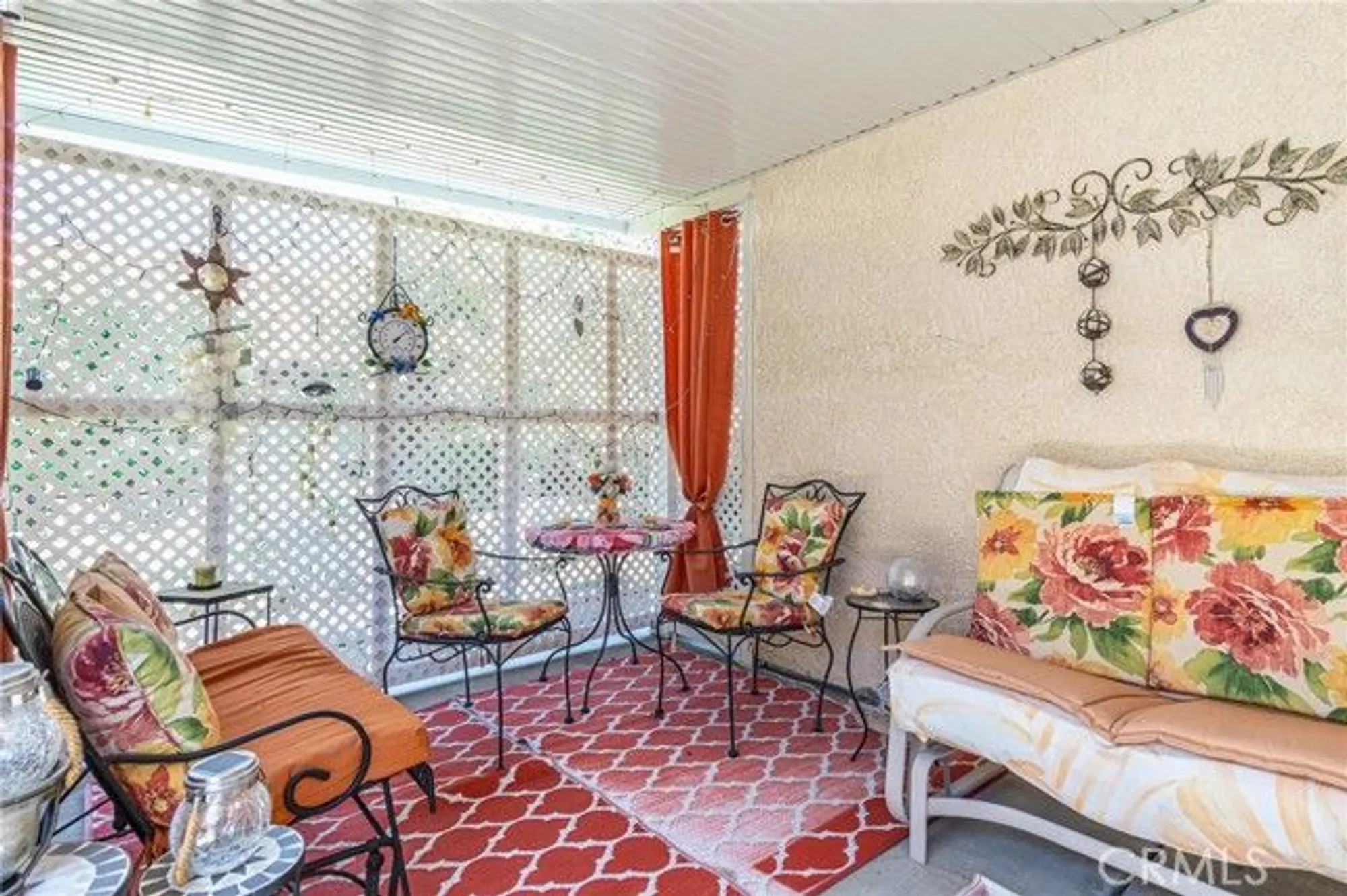 Property Slideshow image 38 of 62 | 19046 stoddard way, Apple Valley, CA, 92308