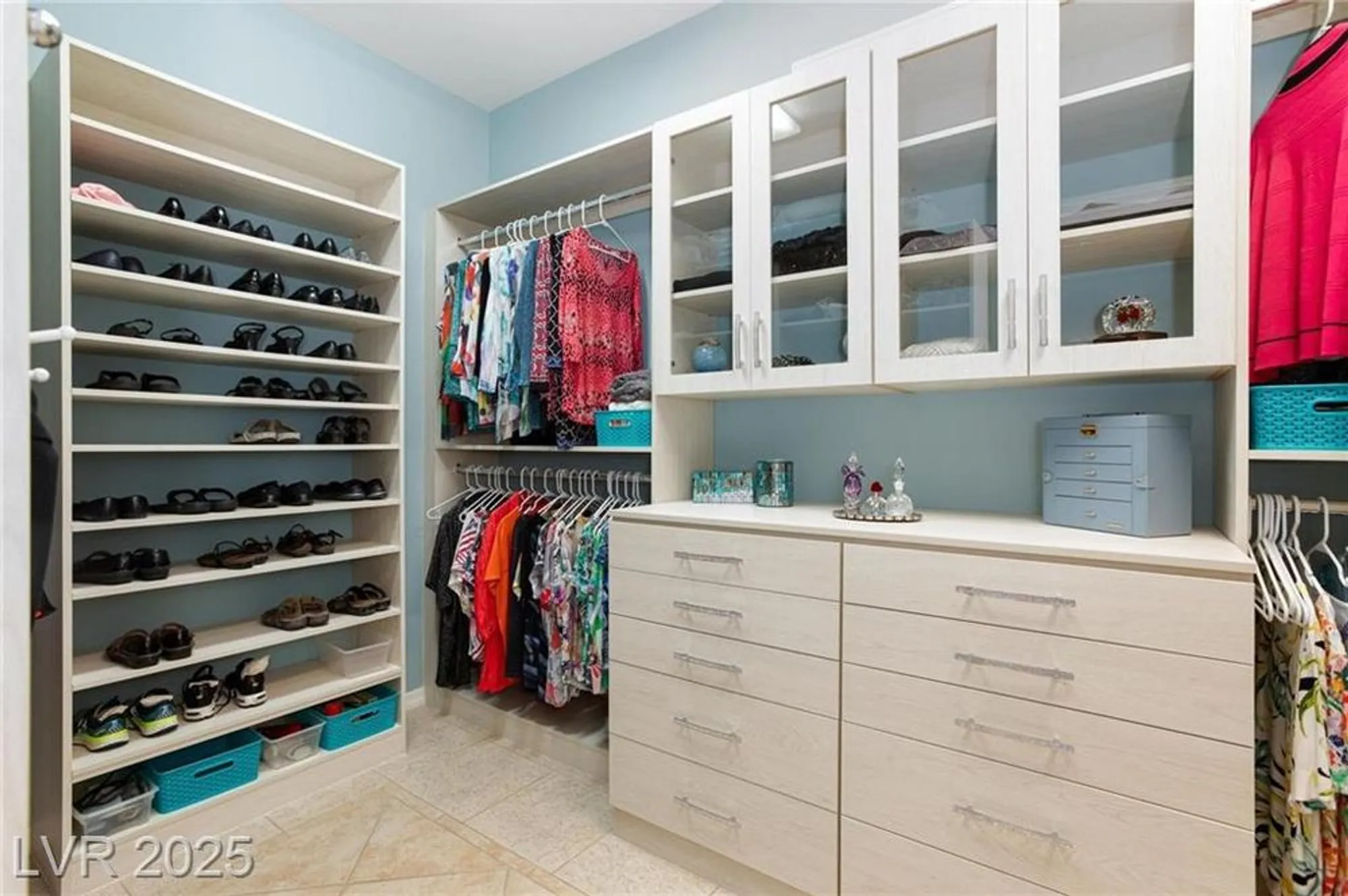 Property Slideshow image 25 of 43 | 2120 twin falls dr, Henderson, NV, 89044