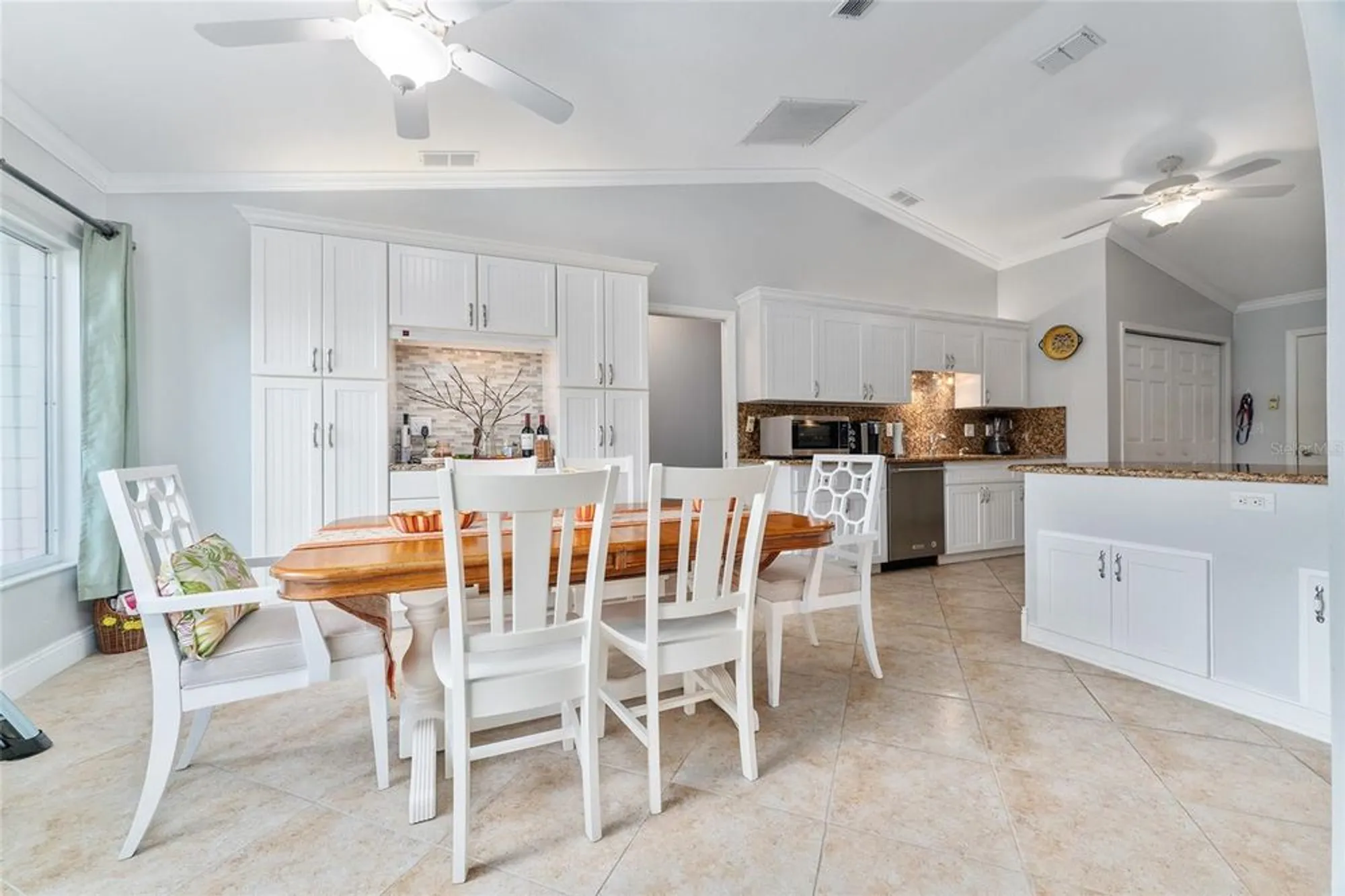 Property Slideshow image 6 of 35 | 8447 se 137th loop, Summerfield, FL, 34491