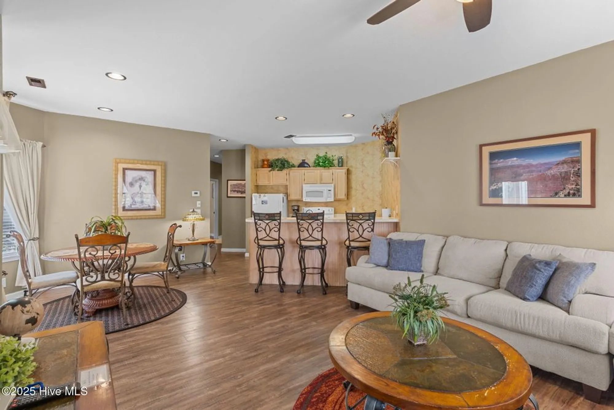 Property Slideshow image 8 of 60 | 213 kings trl 1004, Sunset Beach, NC, 28468