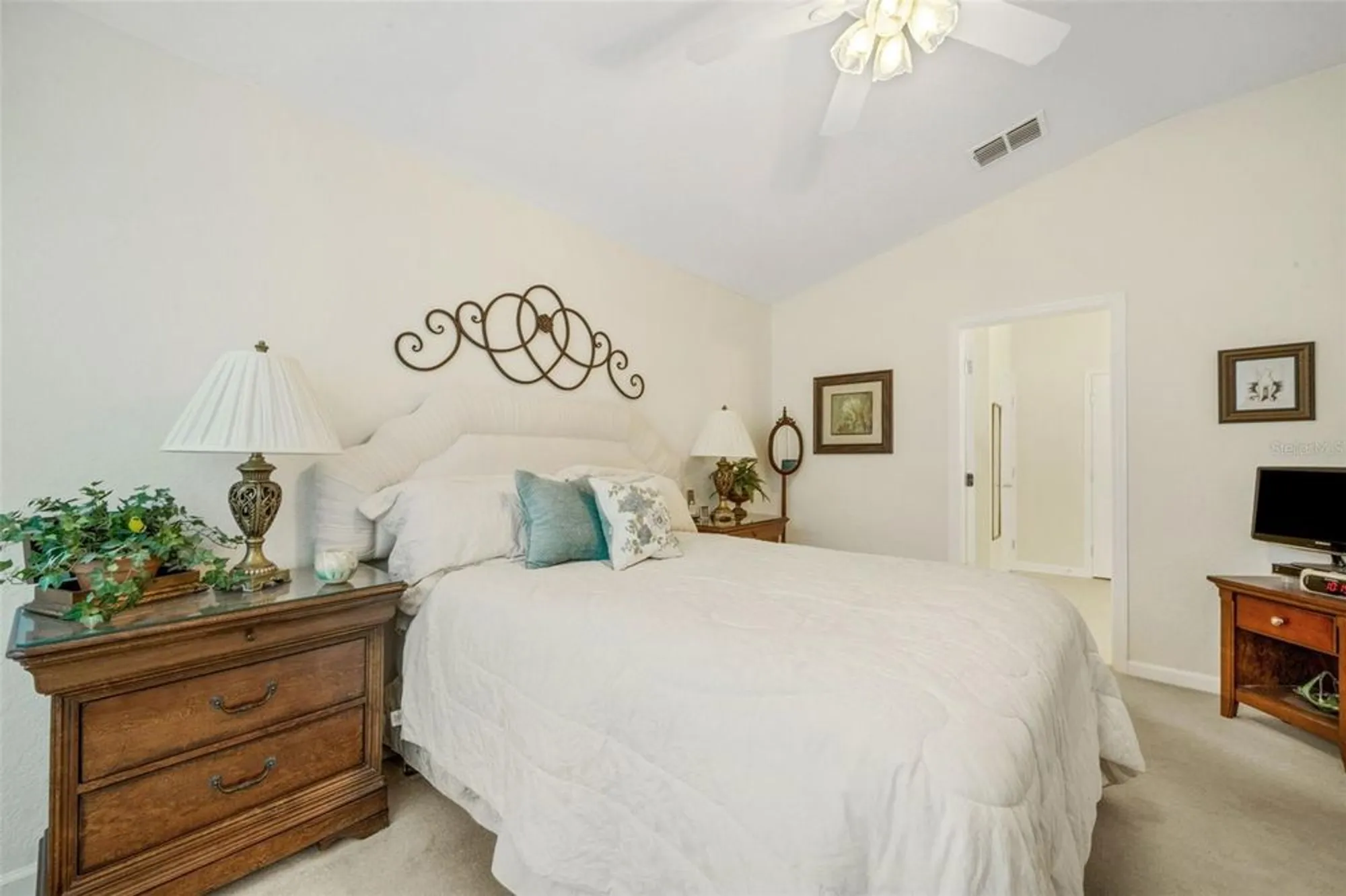 Property Slideshow image 18 of 53 | 536 arena dr, Davenport, FL, 33837