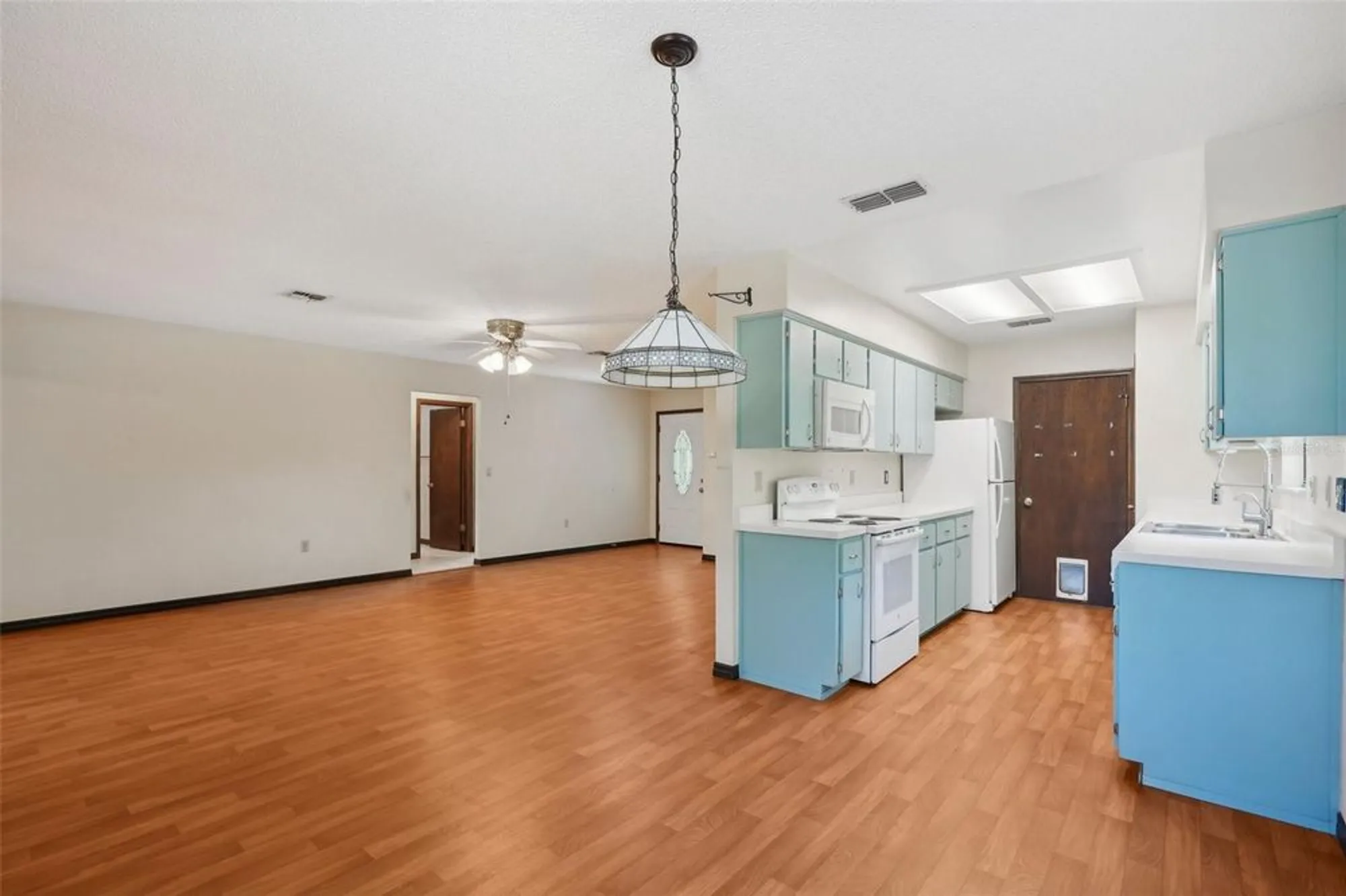 Property Slideshow image 12 of 47 | 28 gordon ct, Leesburg, FL, 34788