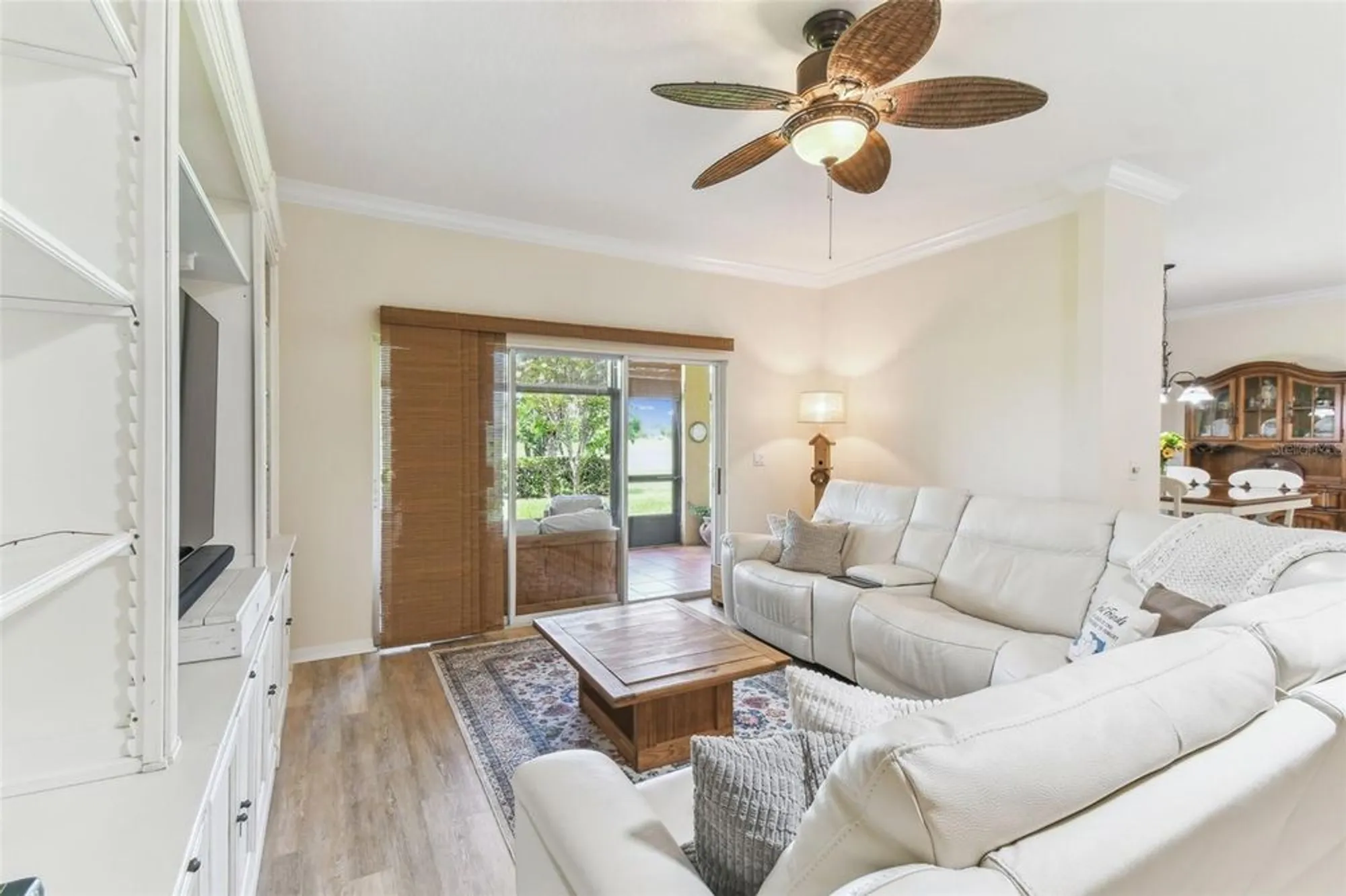 Property Slideshow image 11 of 72 | 217 sorrento rd, Kissimmee, FL, 34759