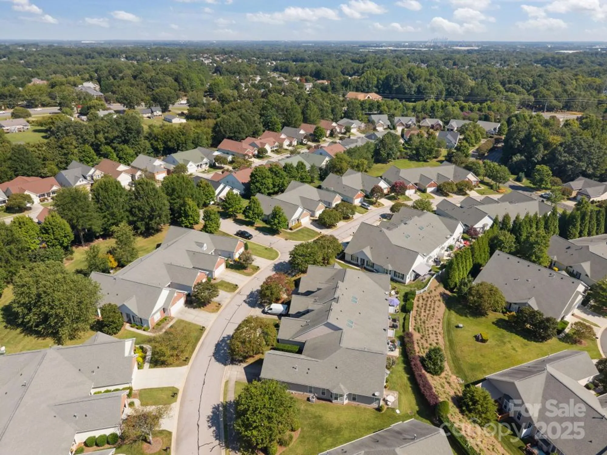 Property Slideshow image 28 of 44 | 253 garnet ct, Fort Mill, SC, 29708