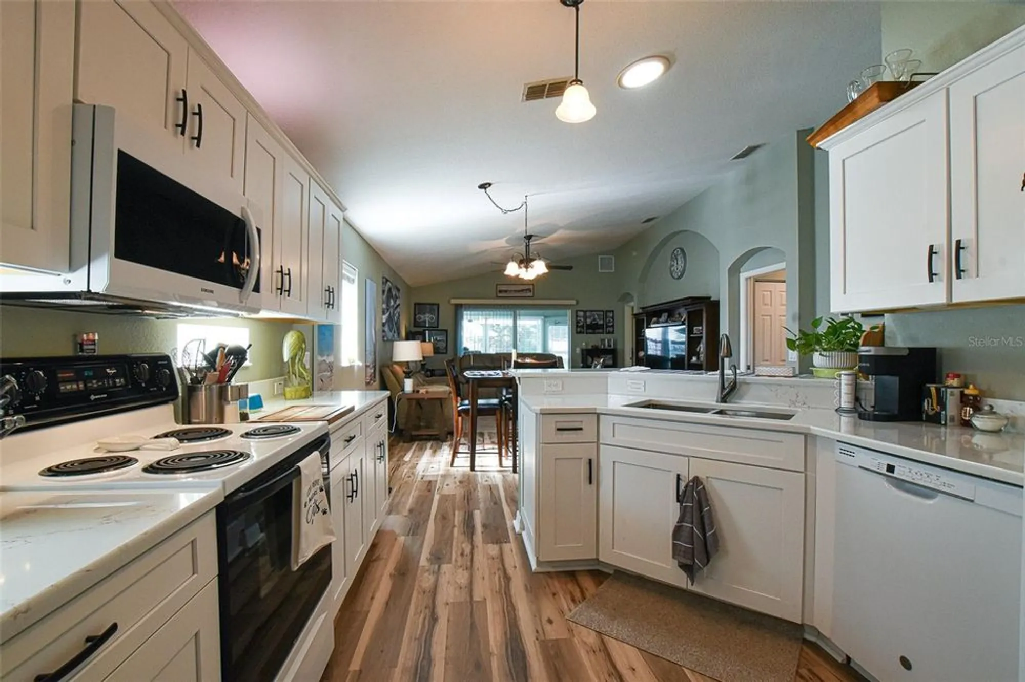 Property Slideshow image 14 of 47 | 17782 se 113th ter, Summerfield, FL, 34491