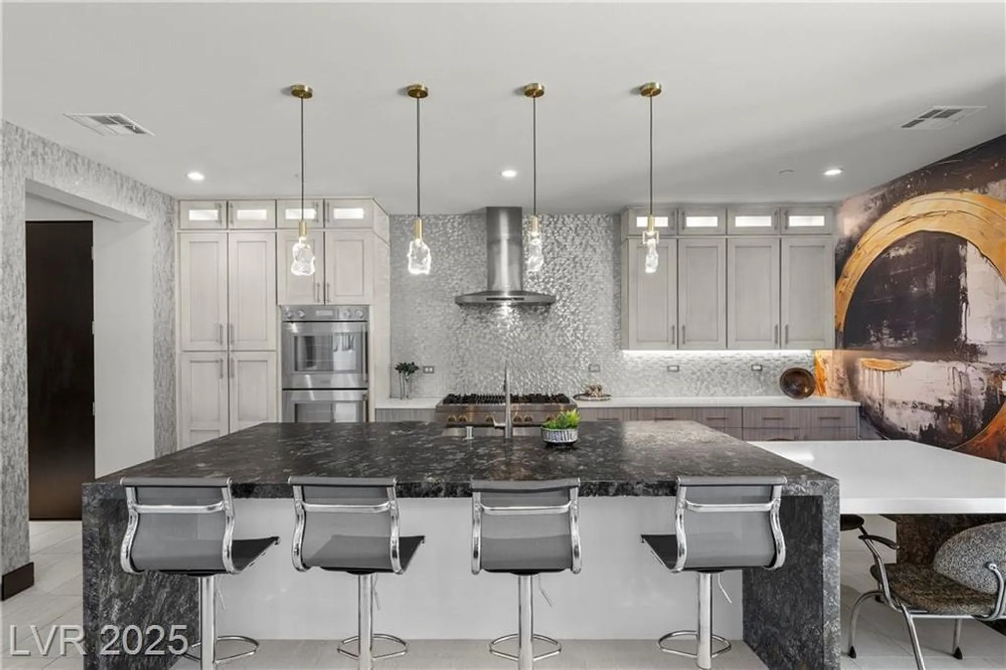 Property Slideshow image 5 of 99 | 5 highland cove ln, Henderson, NV, 89011