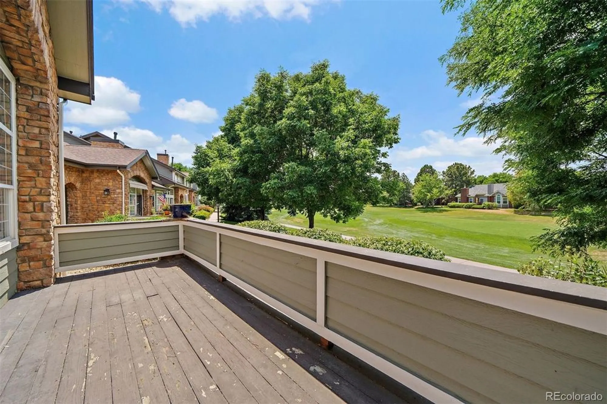 Property Slideshow image 4 of 28 | 2788 w greens dr, Littleton, CO, 80123