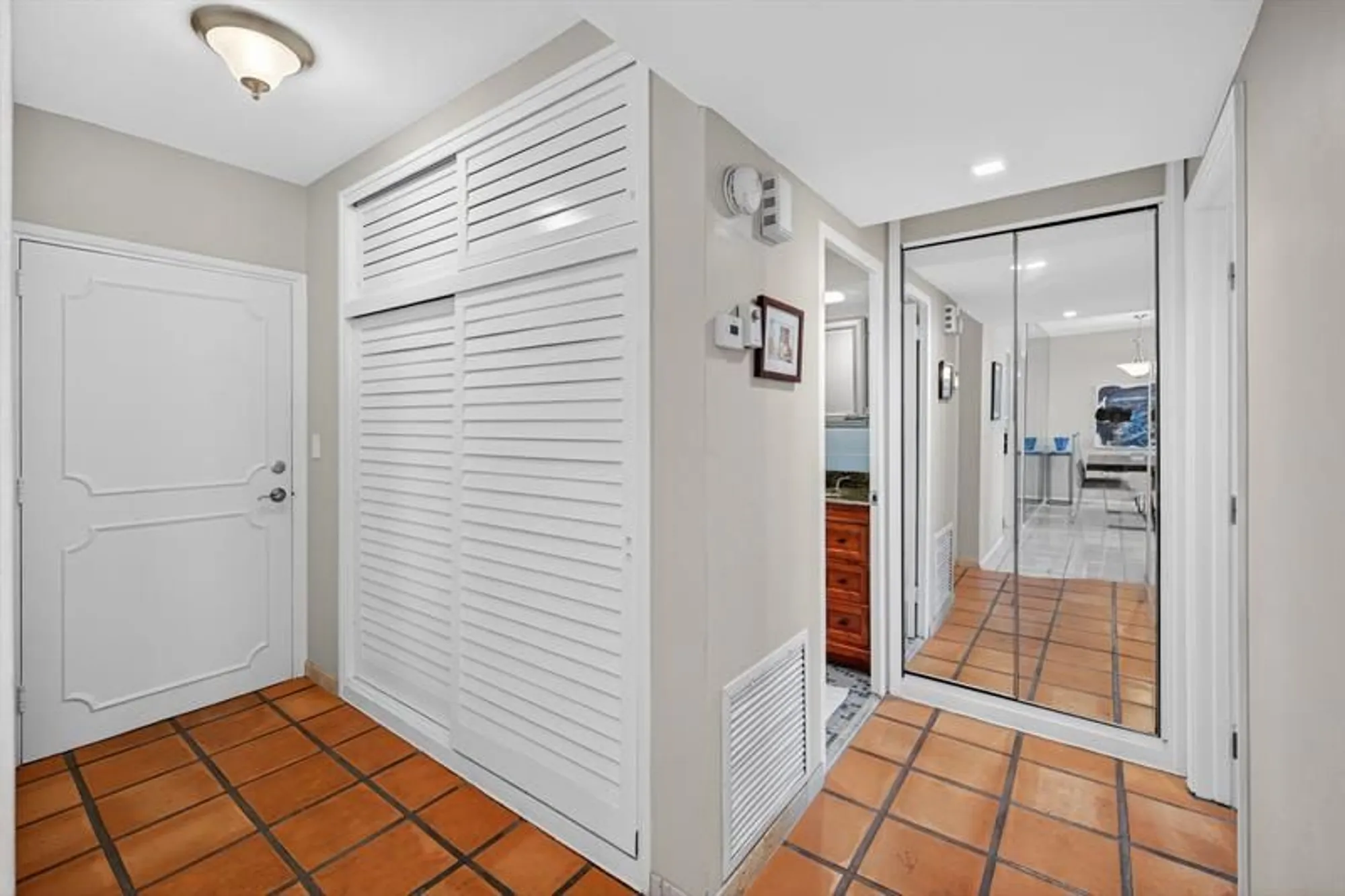 Property Slideshow image 15 of 35 | 3233 ne 34th st apt 814, Fort Lauderdale, FL, 33308