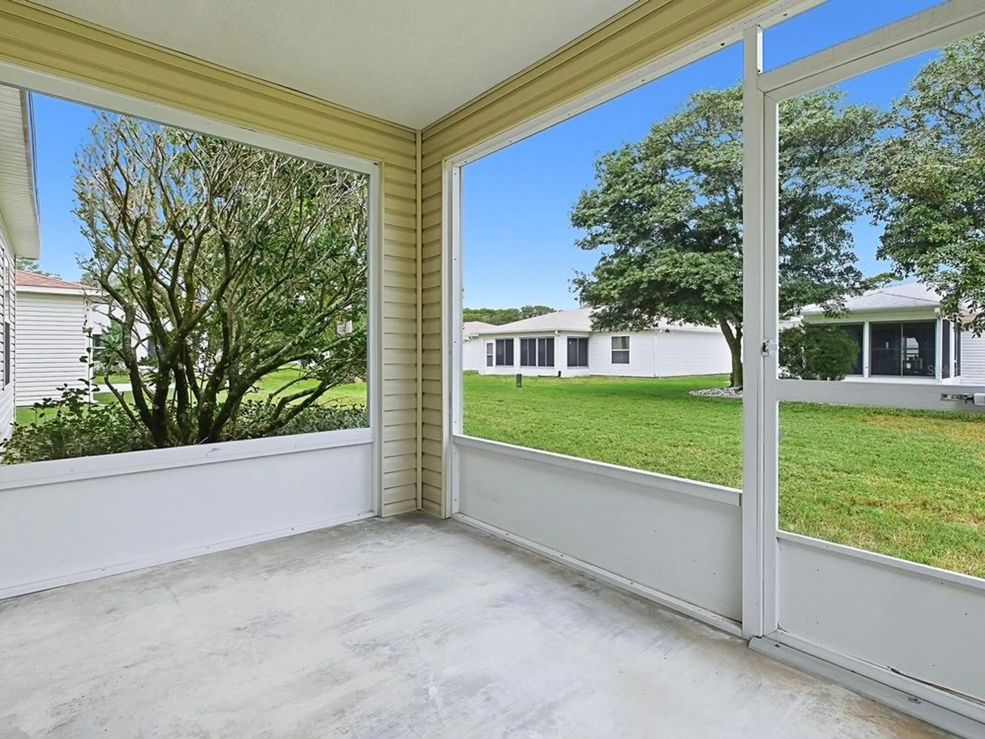 Property Slideshow image 35 of 41 | 231 bentwood dr, Leesburg, FL, 34748