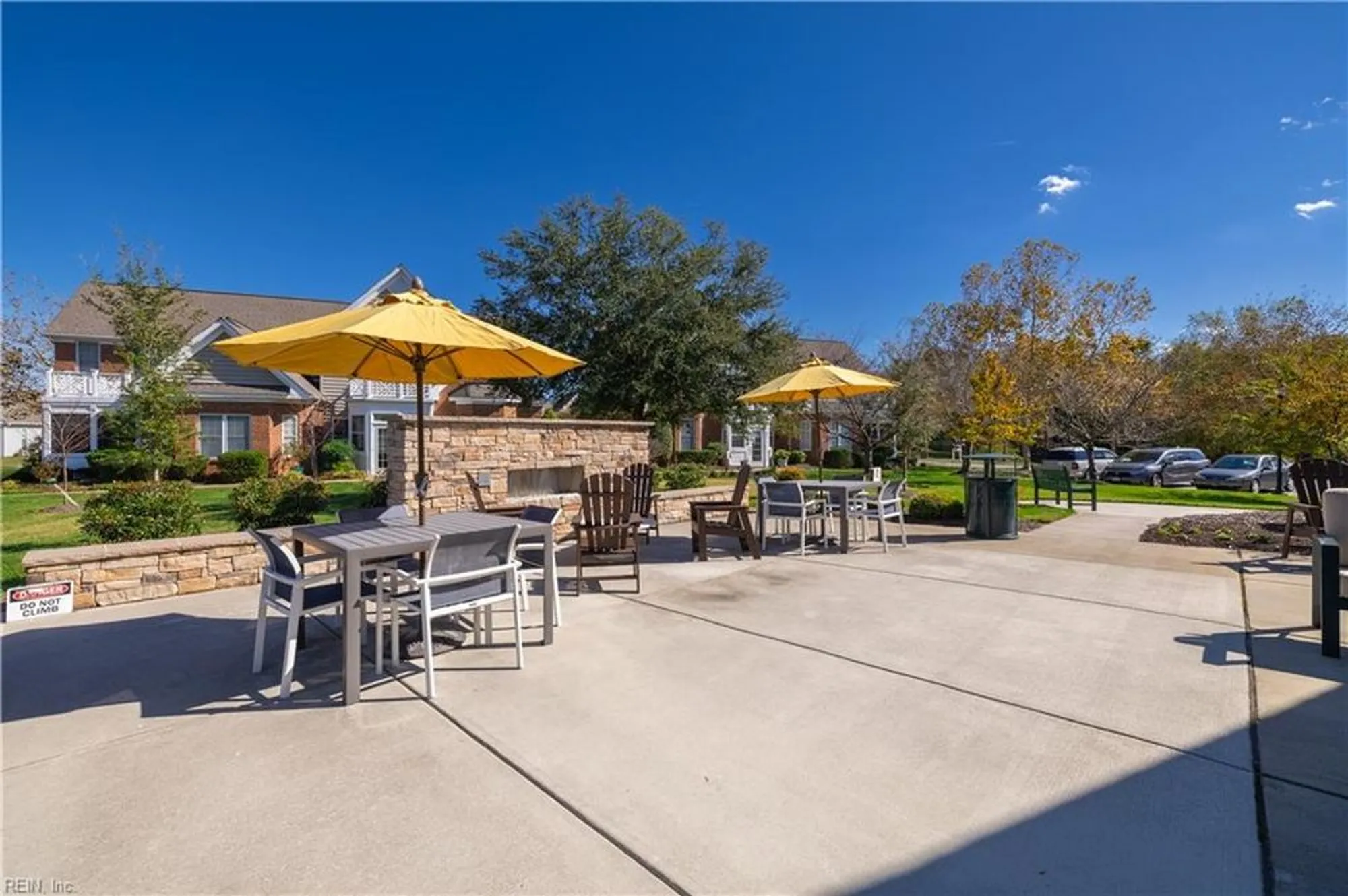 Property Slideshow image 41 of 47 | 206 oxford ave # 47-2, Smithfield, VA, 23430