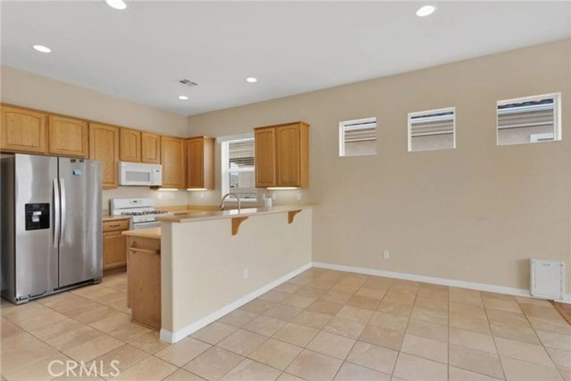 Property Slideshow image 5 of 26 | 11147 avonlea rd, Apple Valley, CA, 92308