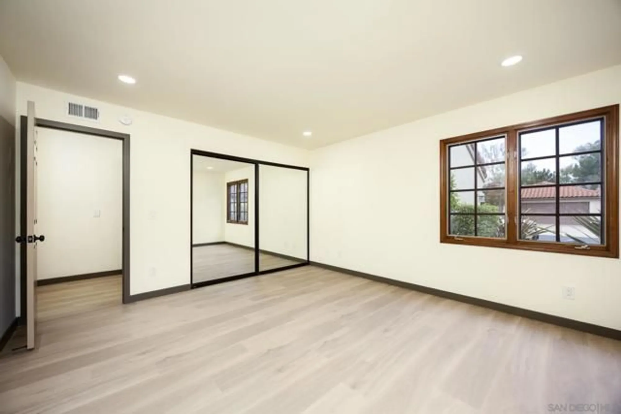 Property Slideshow image 20 of 56 | 17680 caminito balata, San Diego, CA, 92128