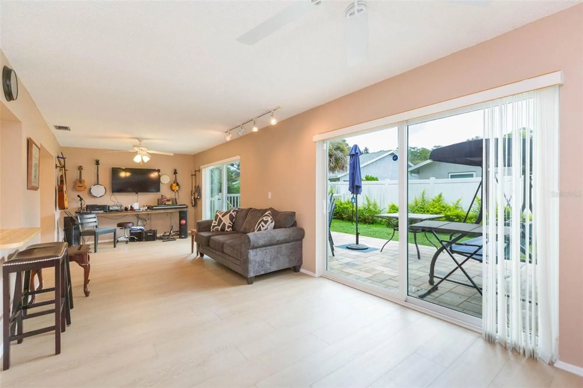 Property Slideshow image 20 of 37 | 1145 lanyard st, Palm Harbor, FL, 34685