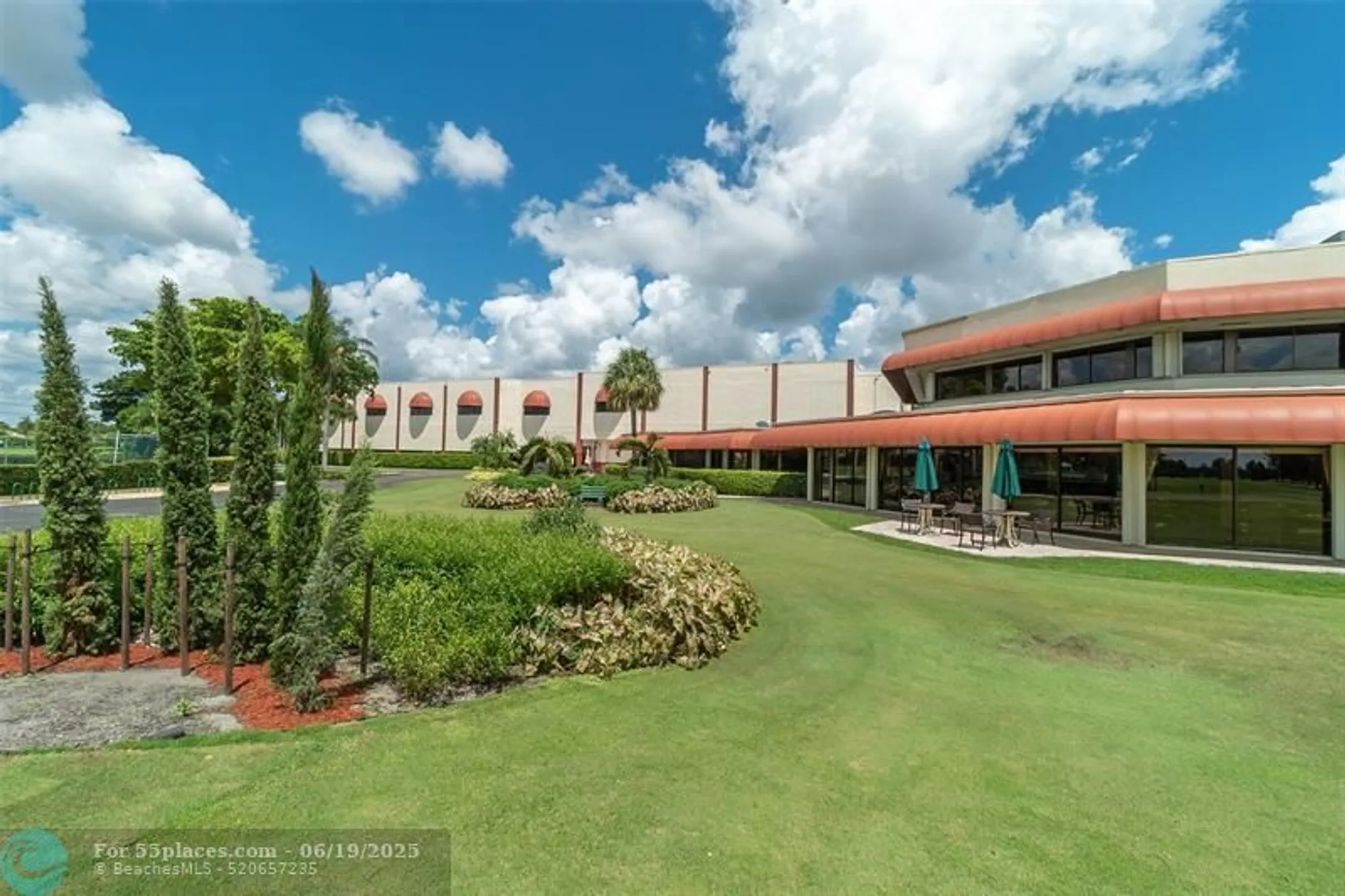 Property Slideshow image 43 of 80 | 9800 n hollybrook lake dr apt 309, Pembroke Pines, FL, 33025