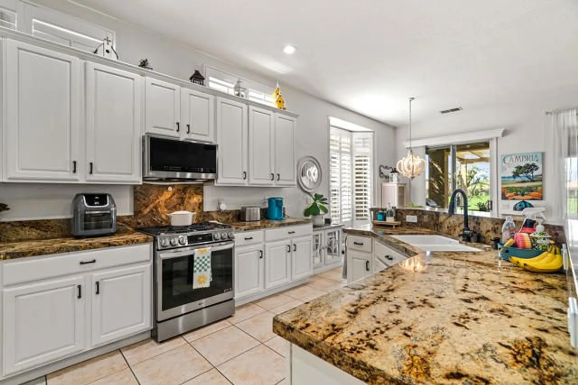 Property Slideshow image 17 of 48 | 80474 muirfield dr, Indio, CA, 92201
