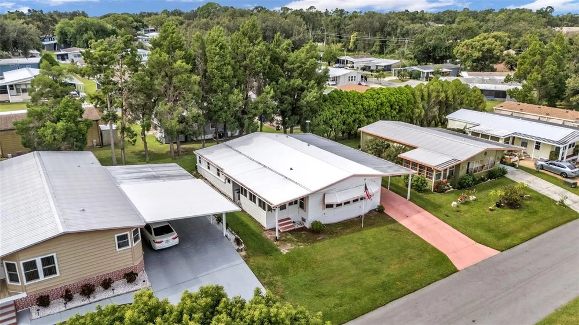 Property Slideshow image 40 of 52 | 1620 foxway dr, Lakeland, FL, 33810