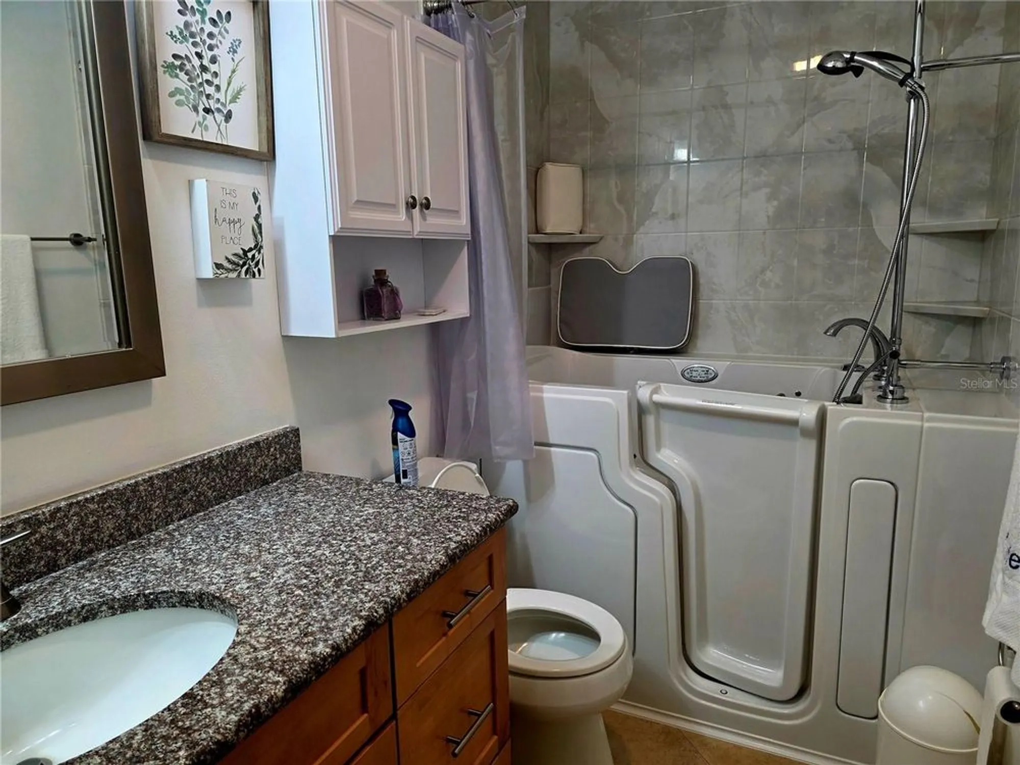 Property Slideshow image 21 of 37 | 1924 new bedford dr, Sun City Center, FL, 33573