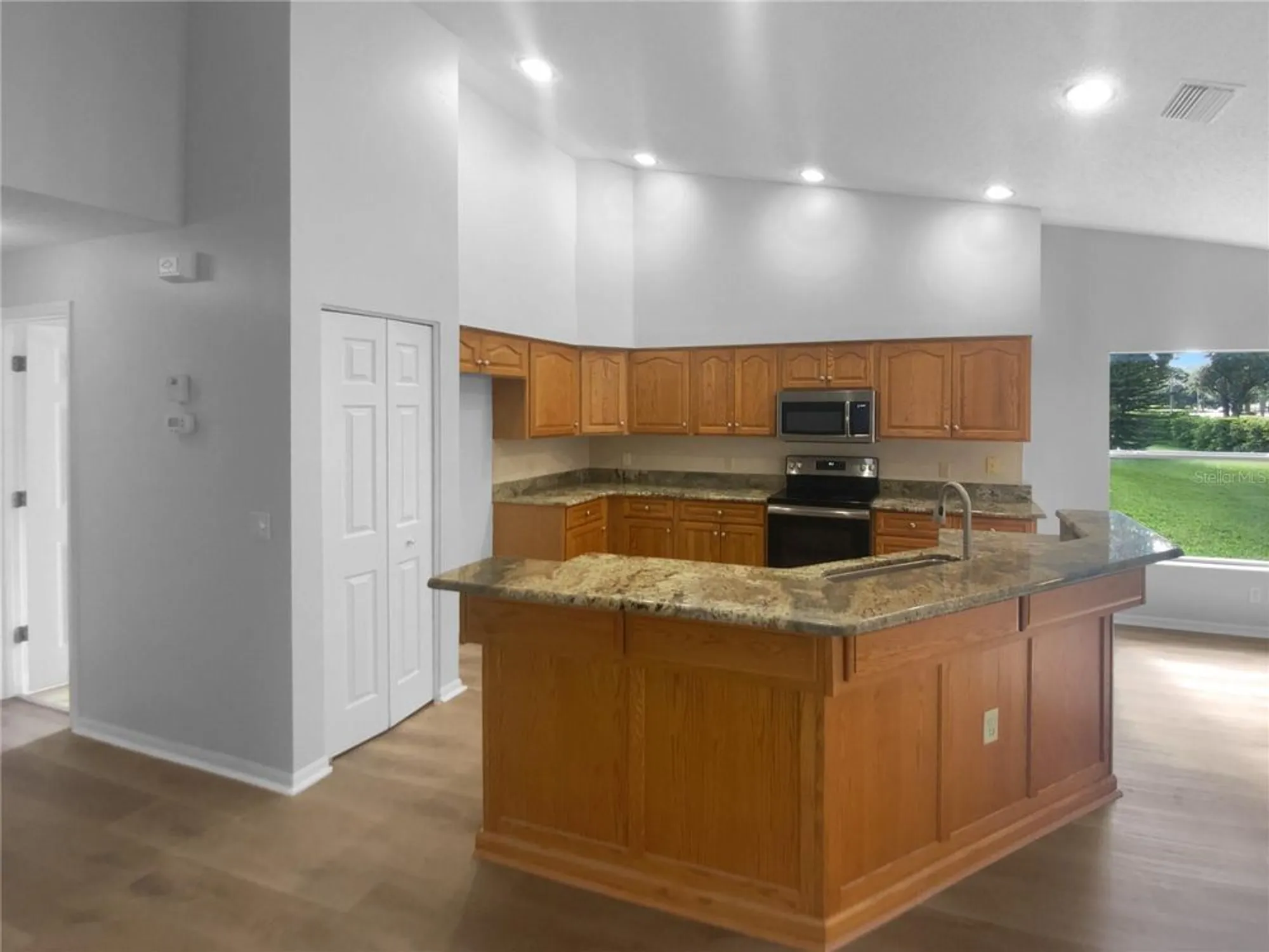 Property Slideshow image 9 of 31 | 18535 hidden pines way, Hudson, FL, 34667