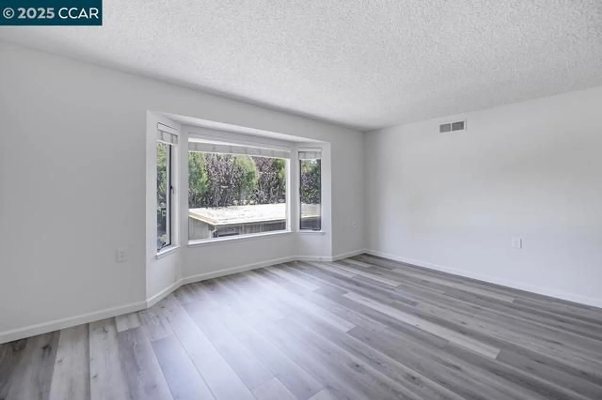 Property Slideshow image 11 of 34 | 1333 singingwood ct apt 1, Walnut Creek, CA, 94595