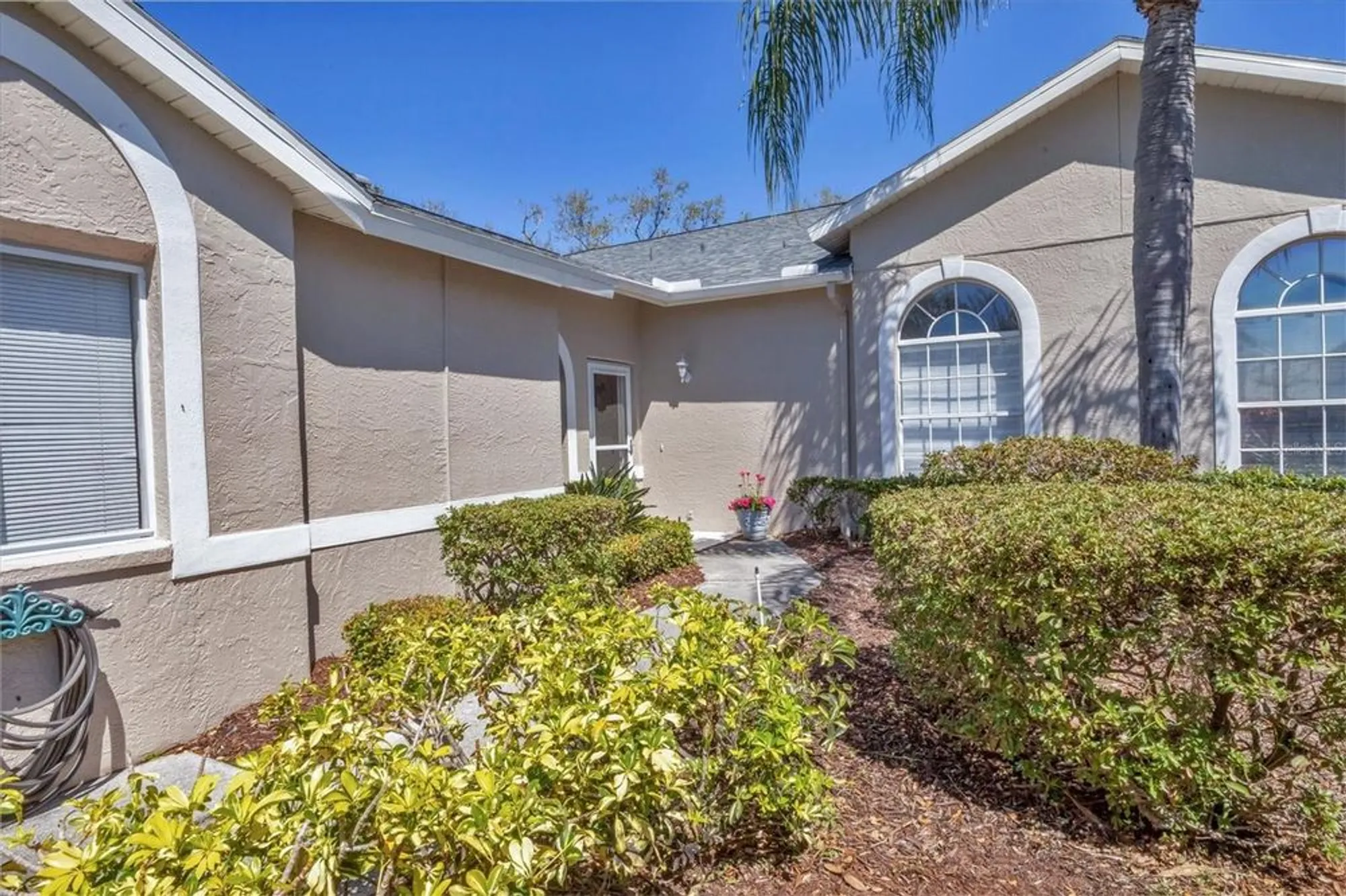 Property Slideshow image 6 of 50 | 6907 stoneywalk ct, Bradenton, FL, 34203