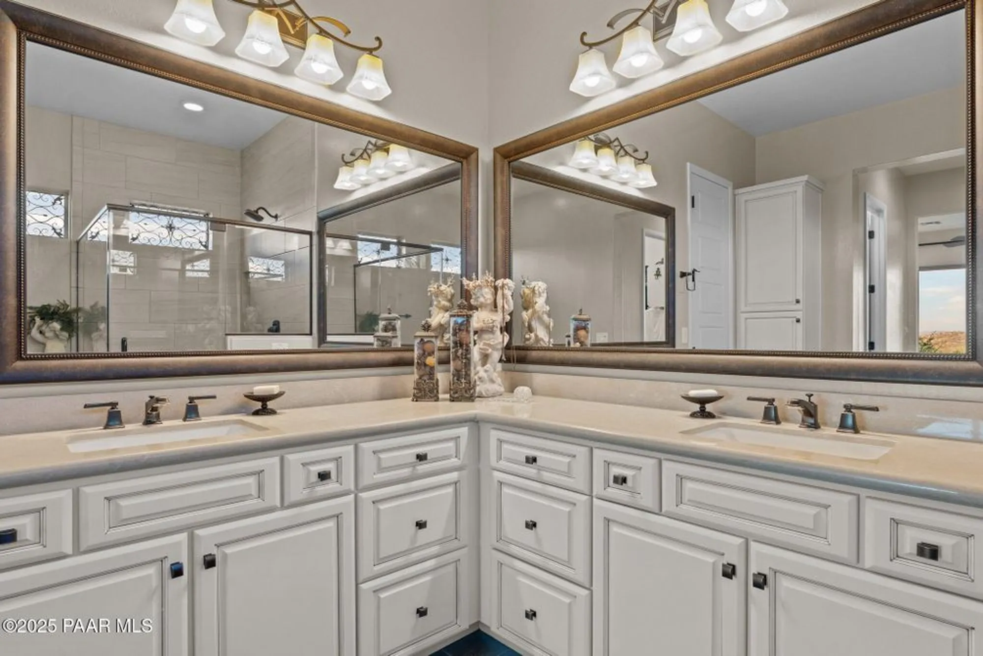 Property Slideshow image 33 of 103 | 4281 leaf spring dr, Wickenburg, AZ, 85390