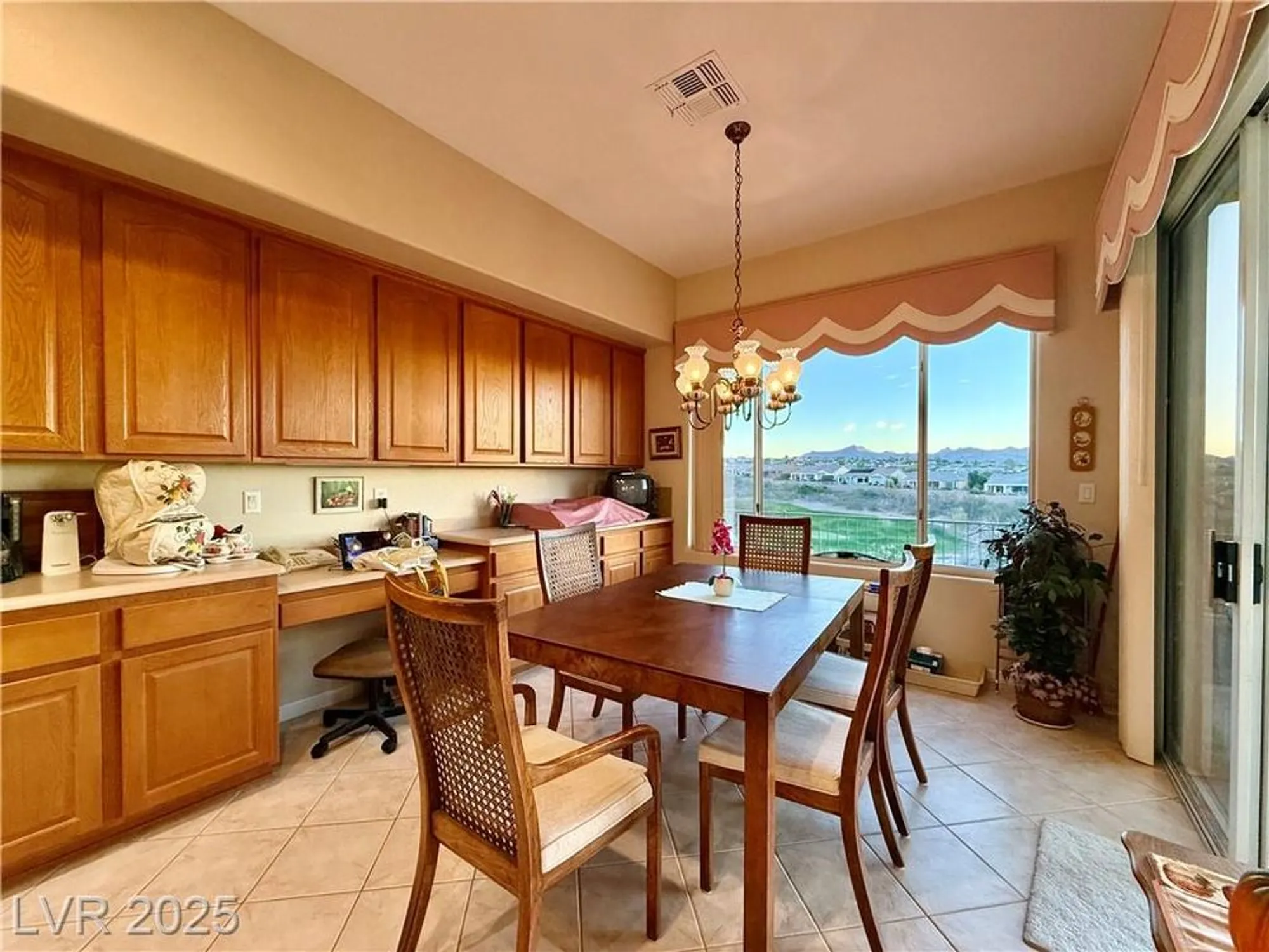 Property Slideshow image 28 of 51 | 2851 scotts valley dr, Henderson, NV, 89052