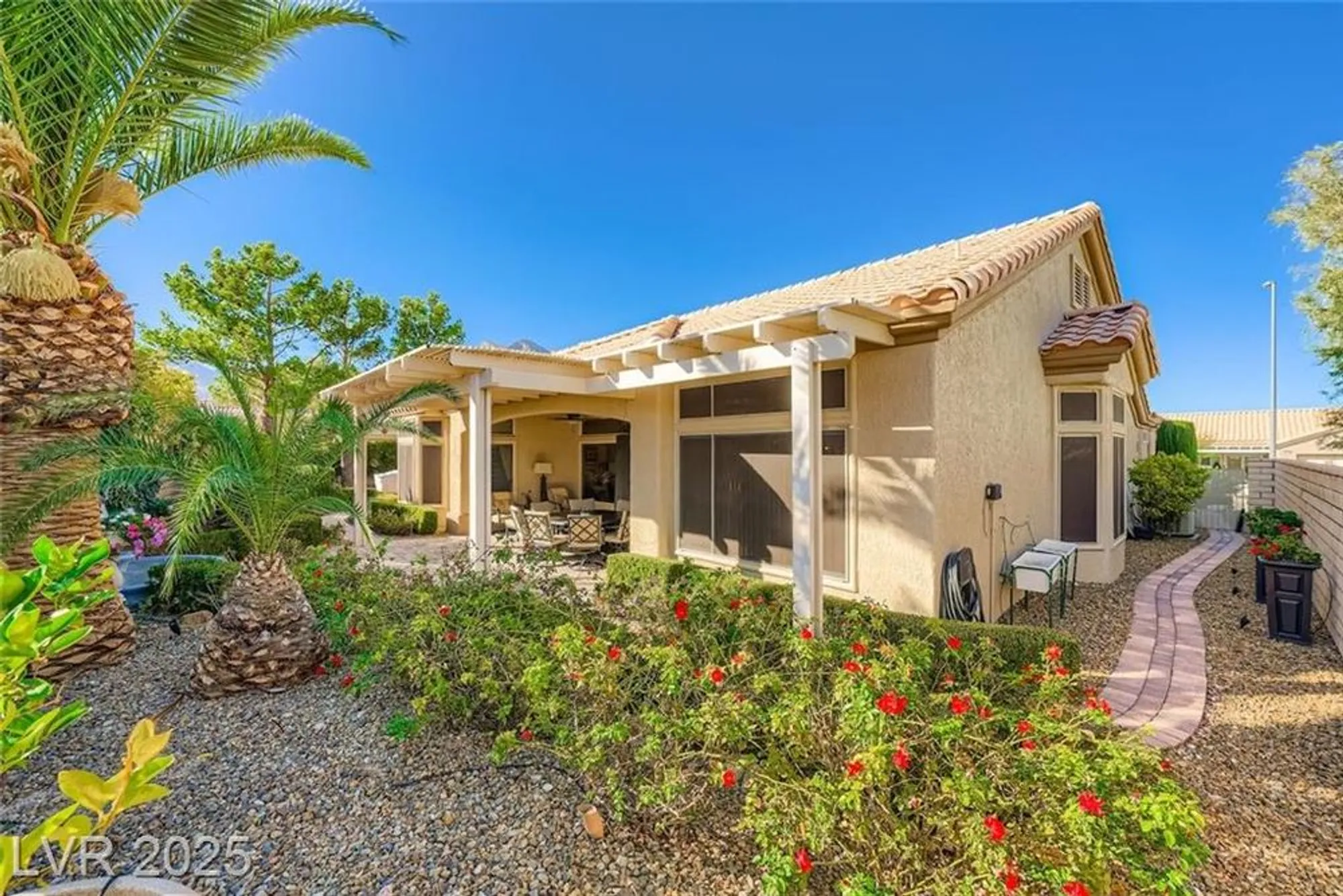 Property Slideshow image 25 of 28 | 10737 shackleton dr, Las Vegas, NV, 89134