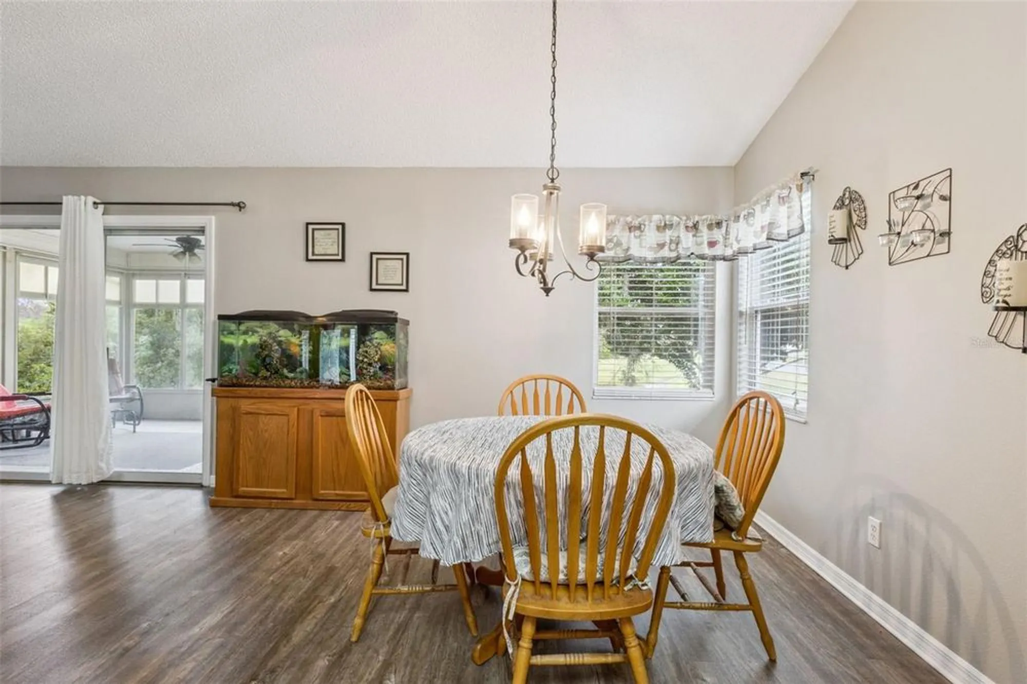 Property Slideshow image 11 of 73 | 26320 evert st, Leesburg, FL, 34748
