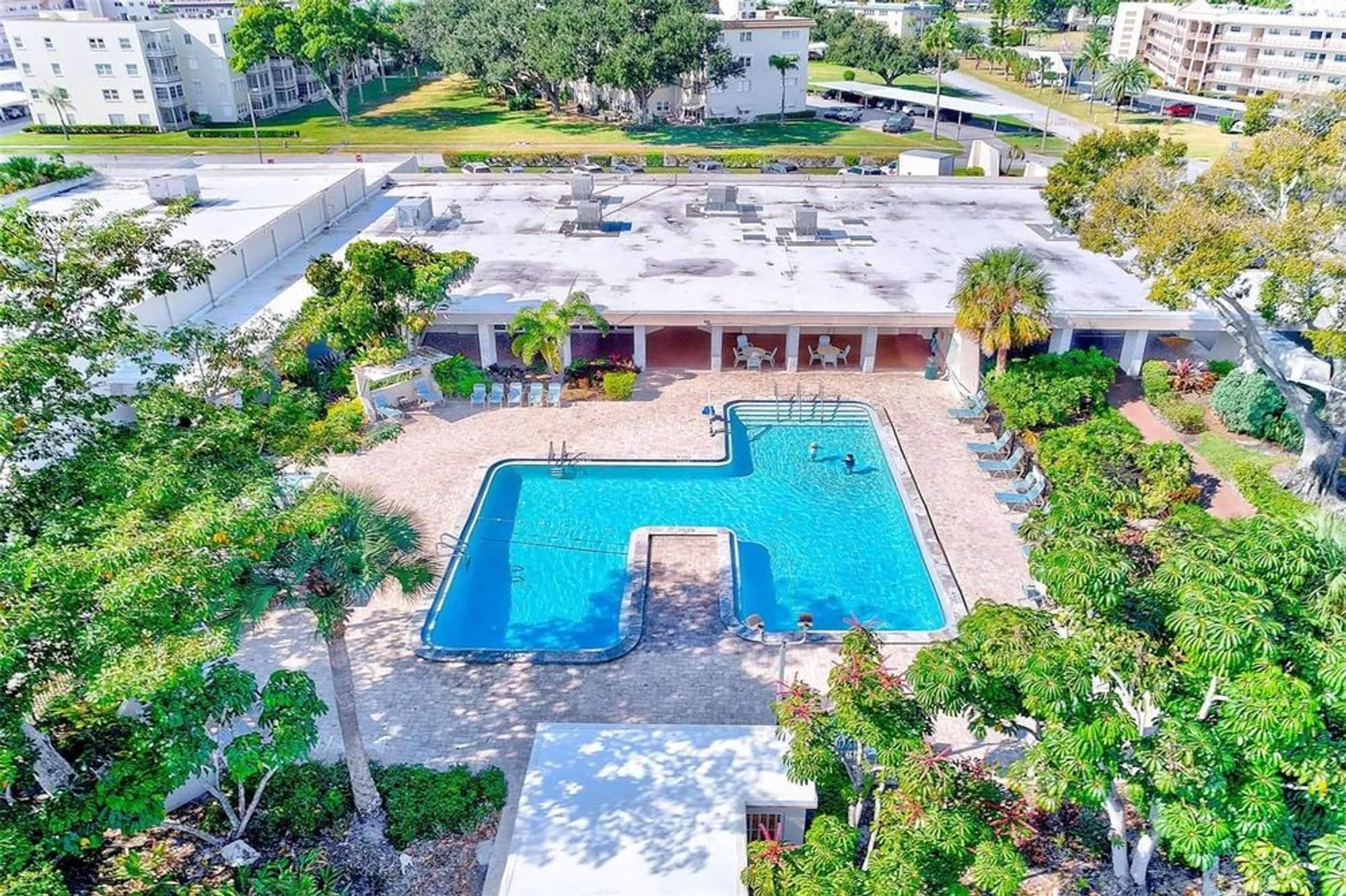 Property Slideshow image 33 of 44 | 6070 80th st n unit 415, St Petersburg, FL, 33709