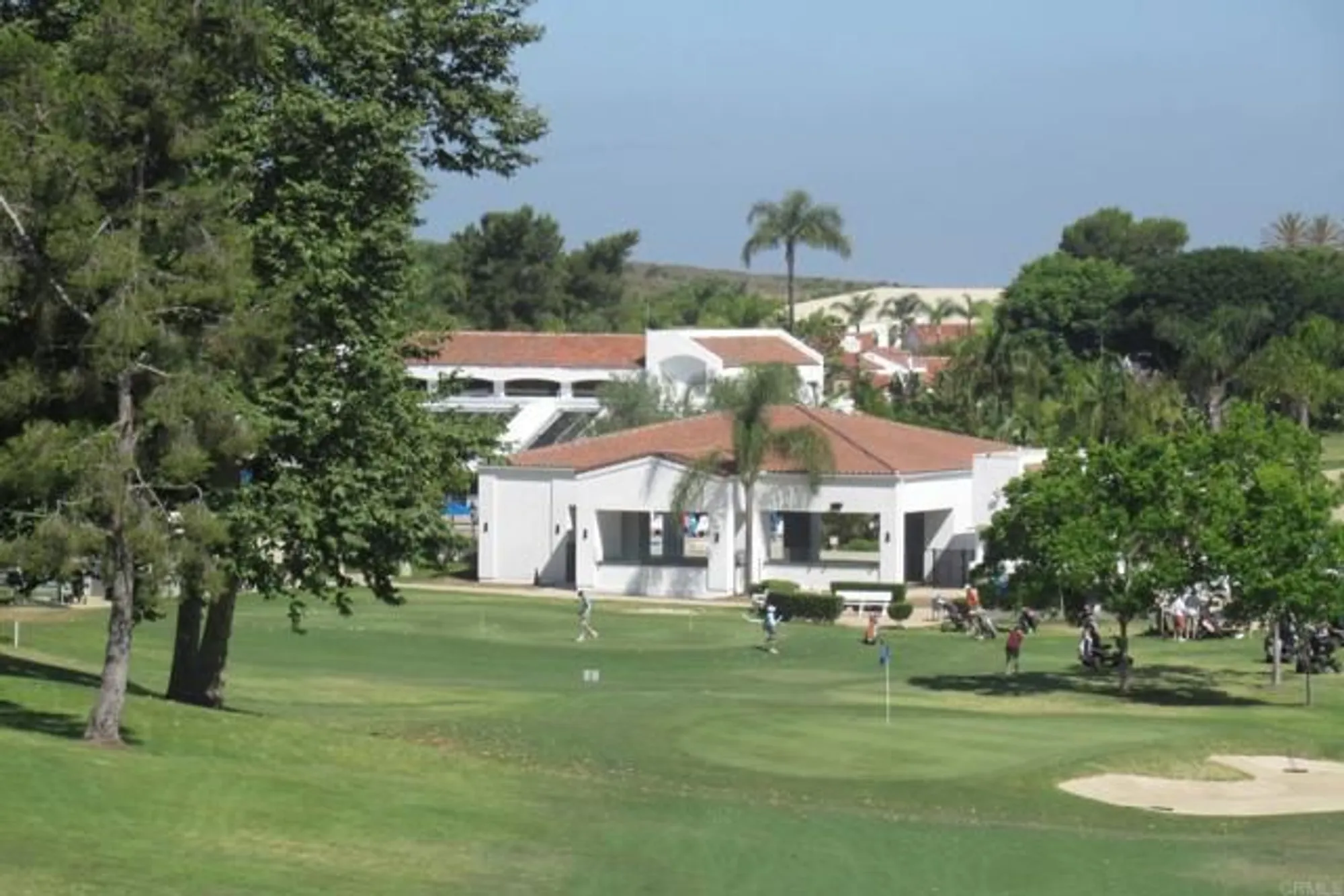 Property Slideshow image 7 of 51 | 4125 arcadia way, Oceanside, CA, 92056