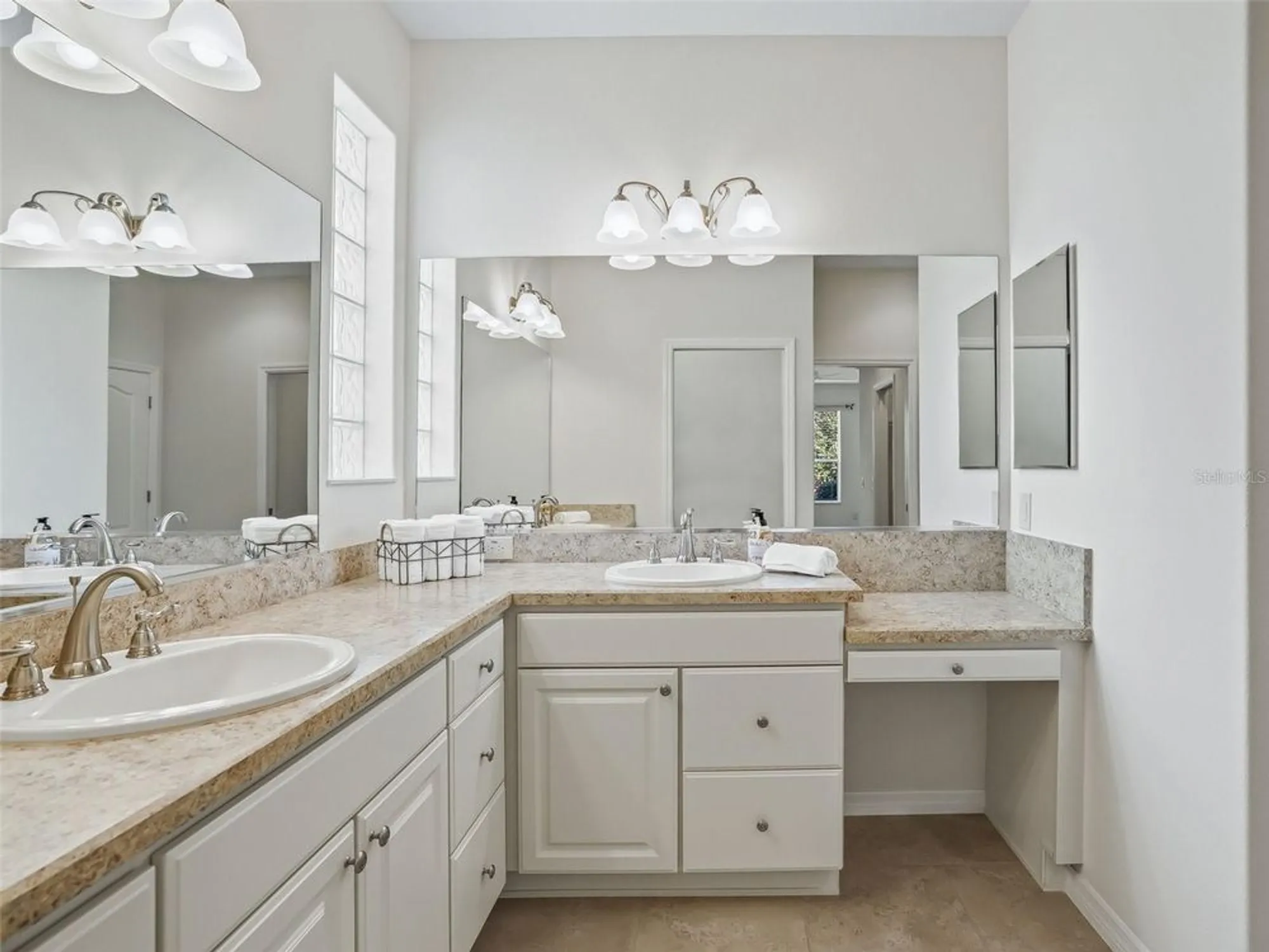 Property Slideshow image 22 of 44 | 3229 killington loop, The Villages, FL, 32163
