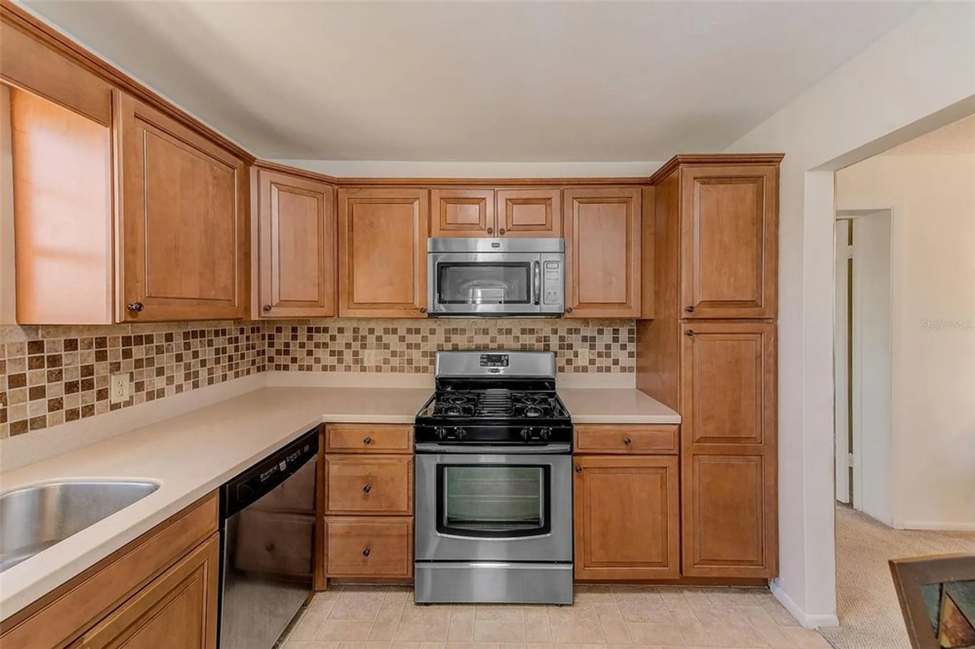 Property Slideshow image 4 of 44 | 6070 80th st n unit 415, St Petersburg, FL, 33709