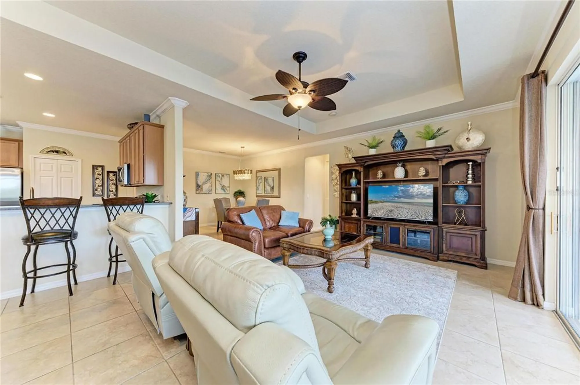 Property Slideshow image 25 of 99 | 9015 hammock edge pl, Bradenton, FL, 34212
