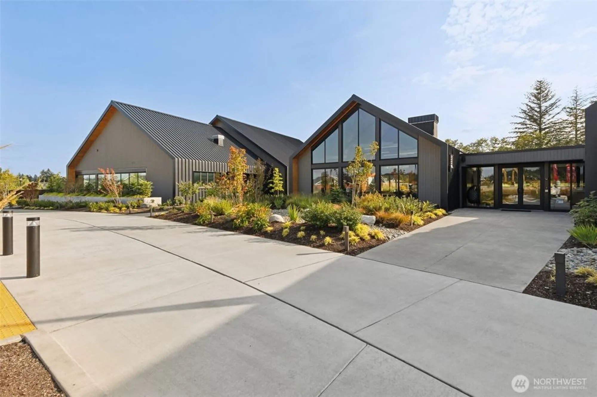 Property Slideshow image 23 of 34 | 3111 arrowroot loop se, Olympia, WA, 98513