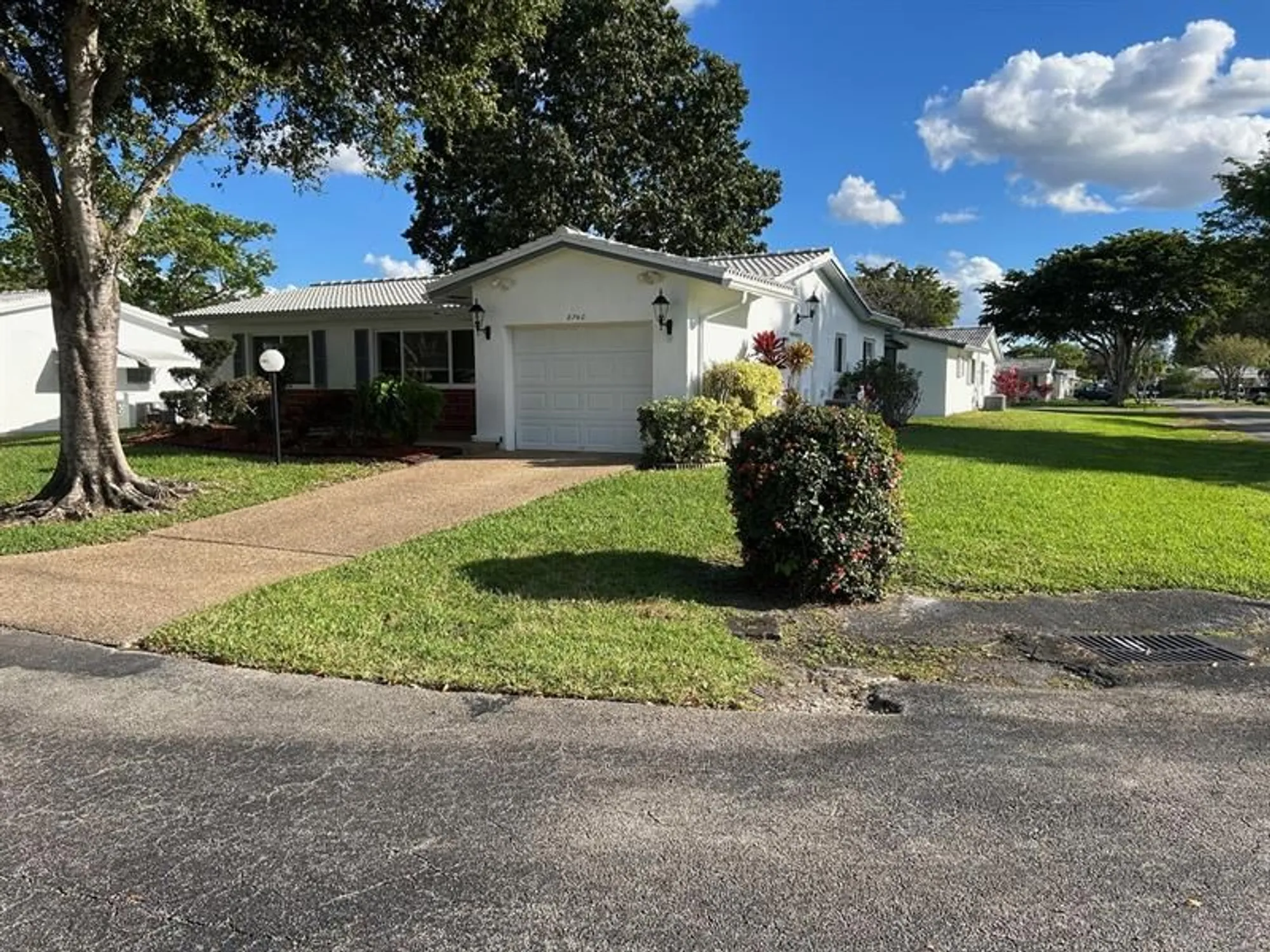 Property Slideshow image 19 of 25 | 8740 nw 15th ct, Plantation, FL, 33322