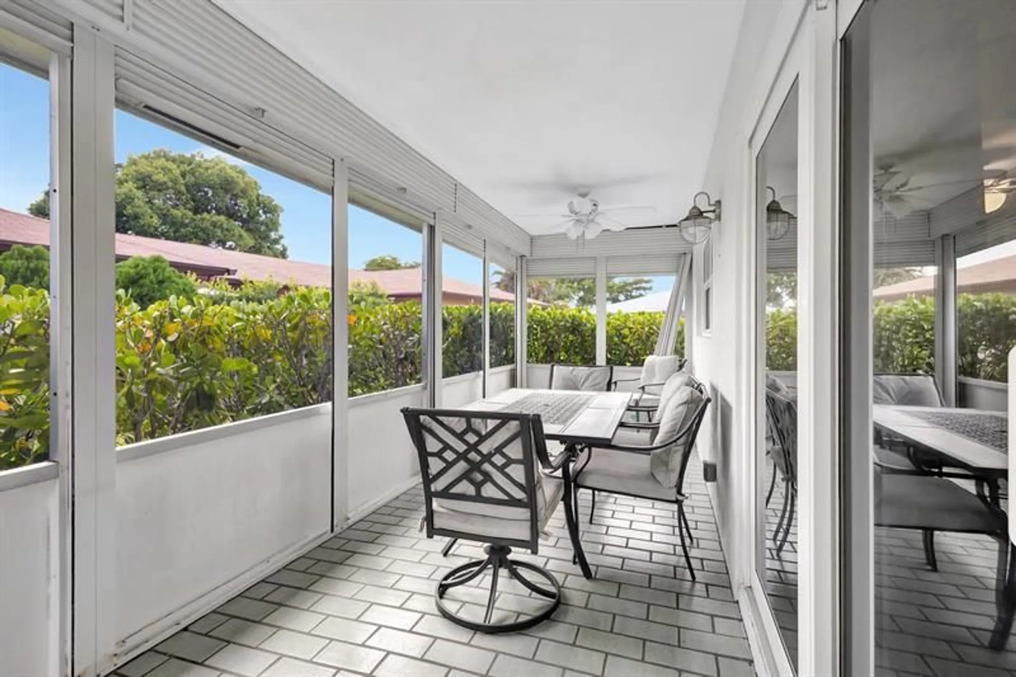 Property Slideshow image 9 of 38 | 830 meadowlark ln # 830, Delray Beach, FL, 33445