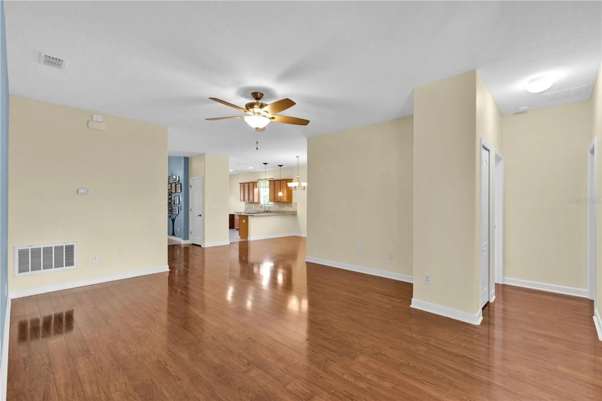 Property Slideshow image 7 of 35 | 3677 serena ln, Clermont, FL, 34711