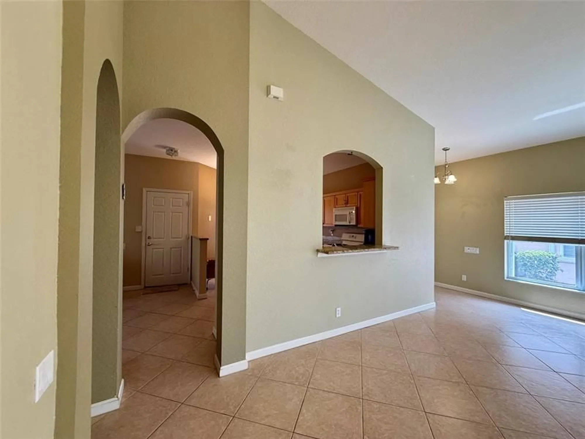 Property Slideshow image 6 of 47 | 344 nw breezy point loop, Port St Lucie, FL, 34986