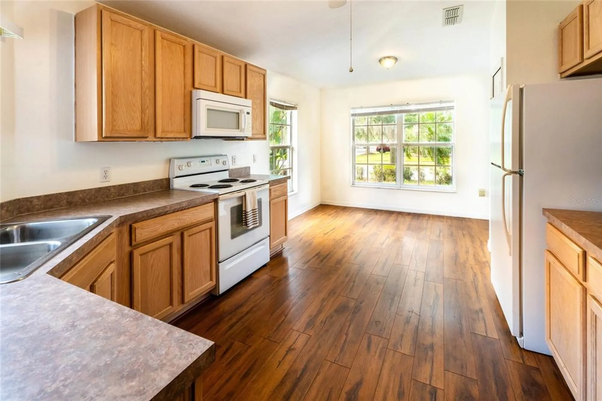 Property Slideshow image 9 of 53 | 151 bell tower xing w, Kissimmee, FL, 34759