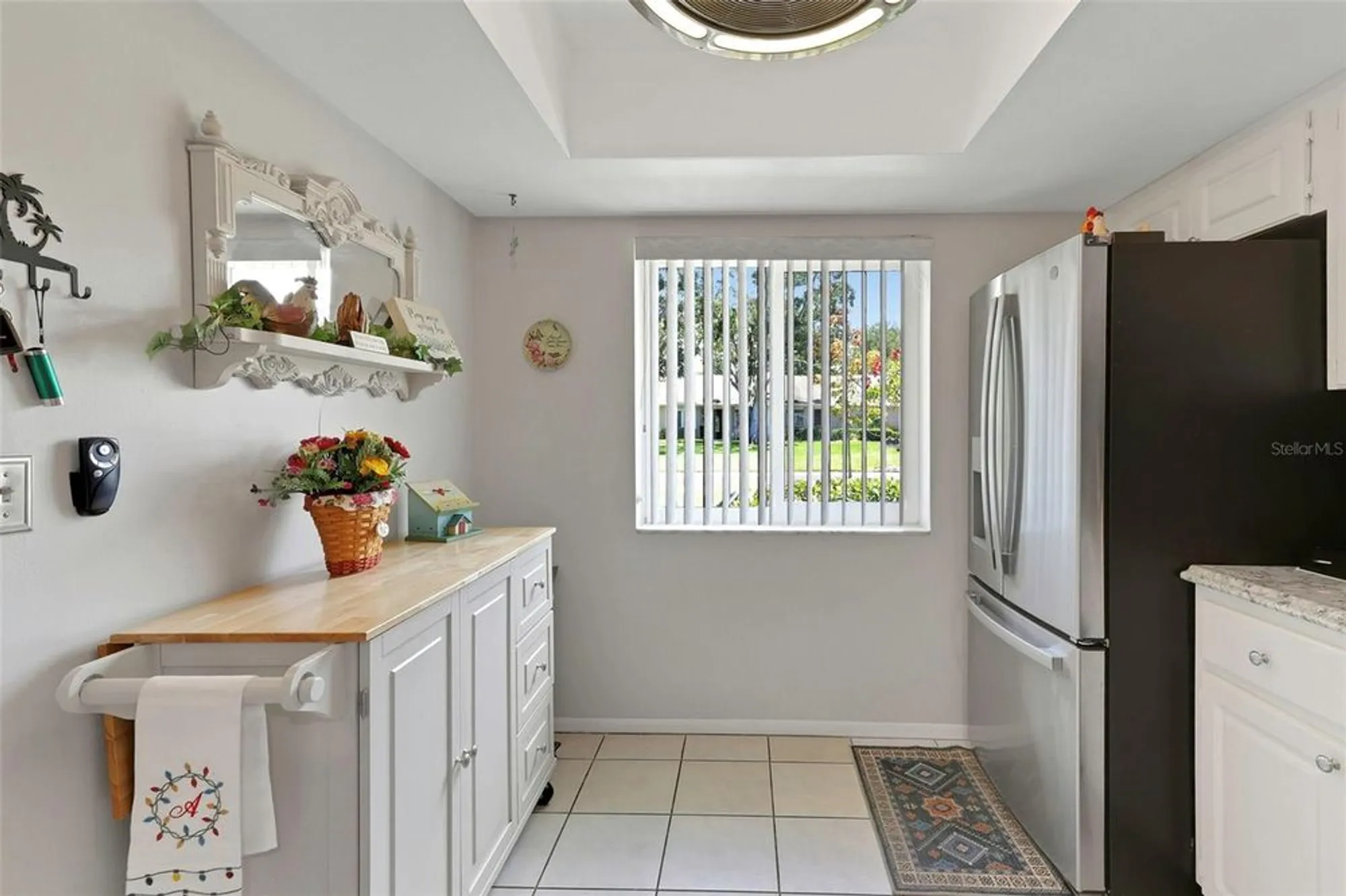 Property Slideshow image 16 of 37 | 1011 dunrobin dr b, Palm Harbor, FL, 34684