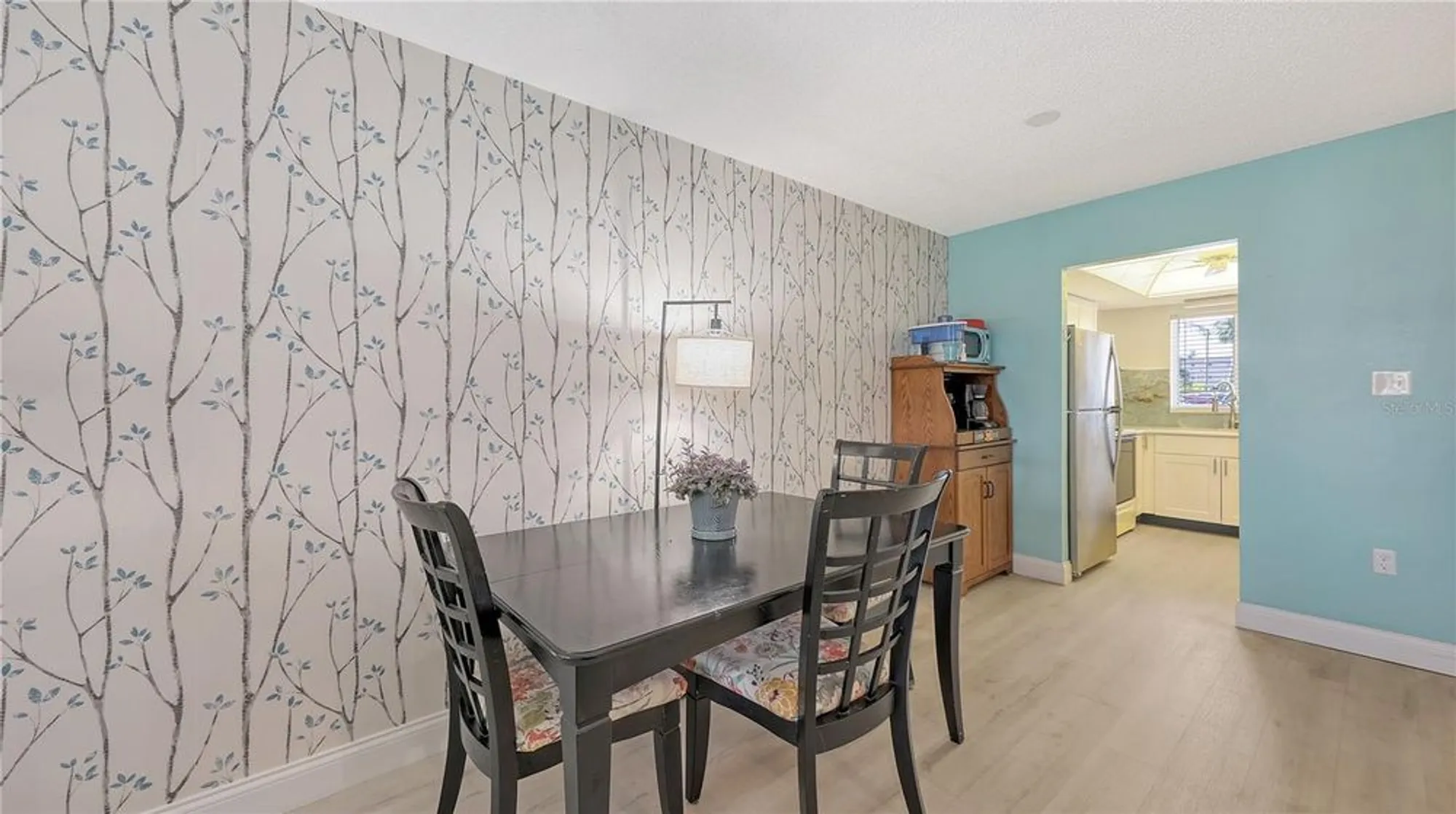 Property Slideshow image 11 of 37 | 3845 lake bayshore dr # f103, Bradenton, FL, 34205