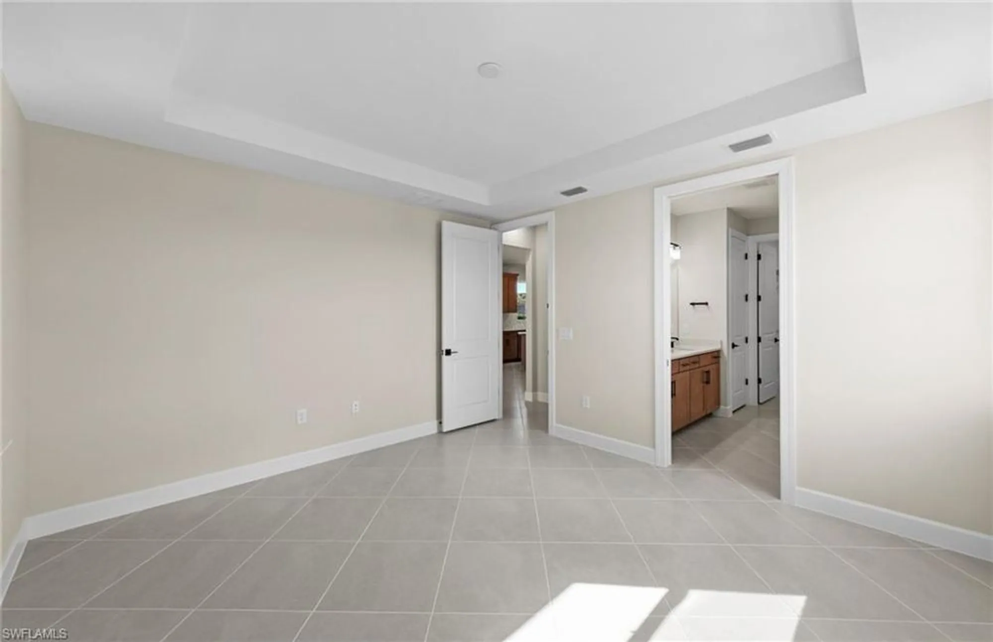 Property Slideshow image 18 of 47 | 7152 chapel creek ln, North Fort Myers, FL, 33917