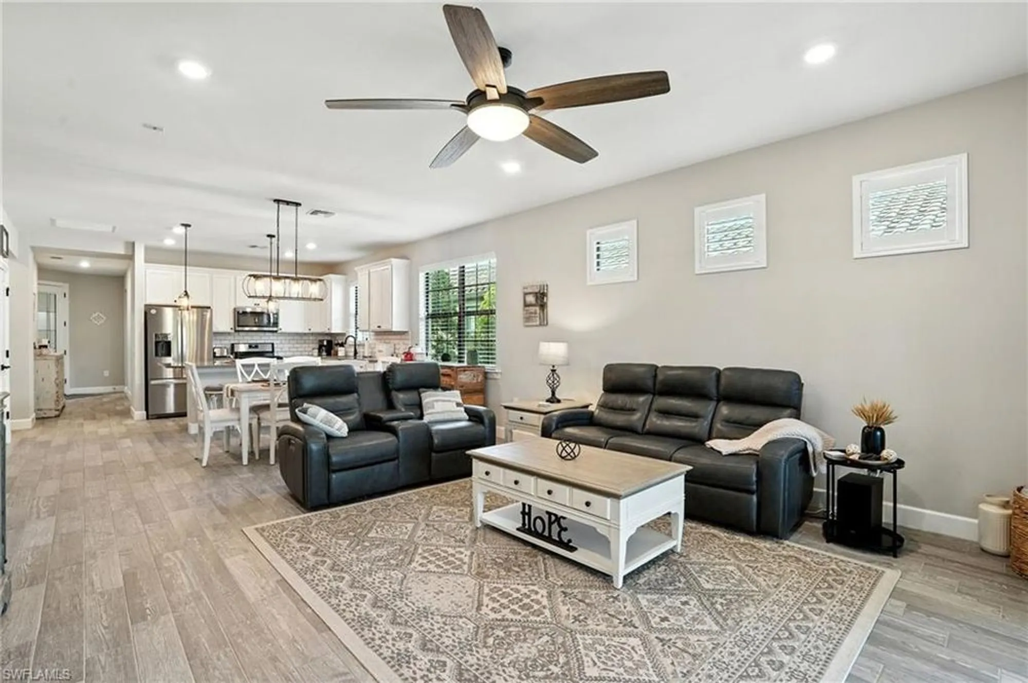 Property Slideshow image 14 of 47 | 12230 canal grande dr, Fort Myers, FL, 33913