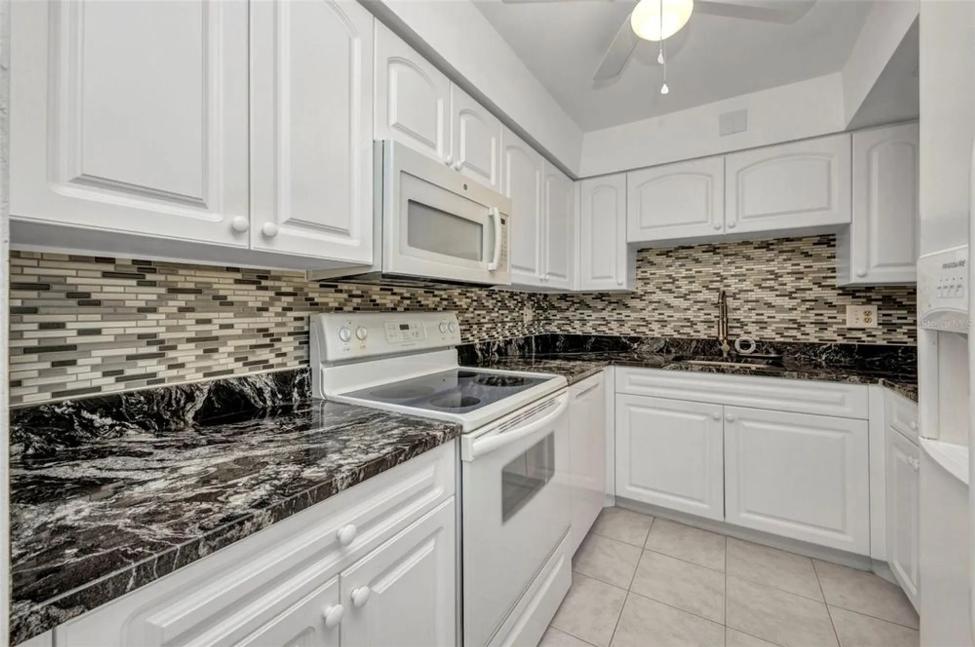 Property Slideshow image 17 of 54 | 2437 harbor blvd apt 114, Port Charlotte, FL, 33952