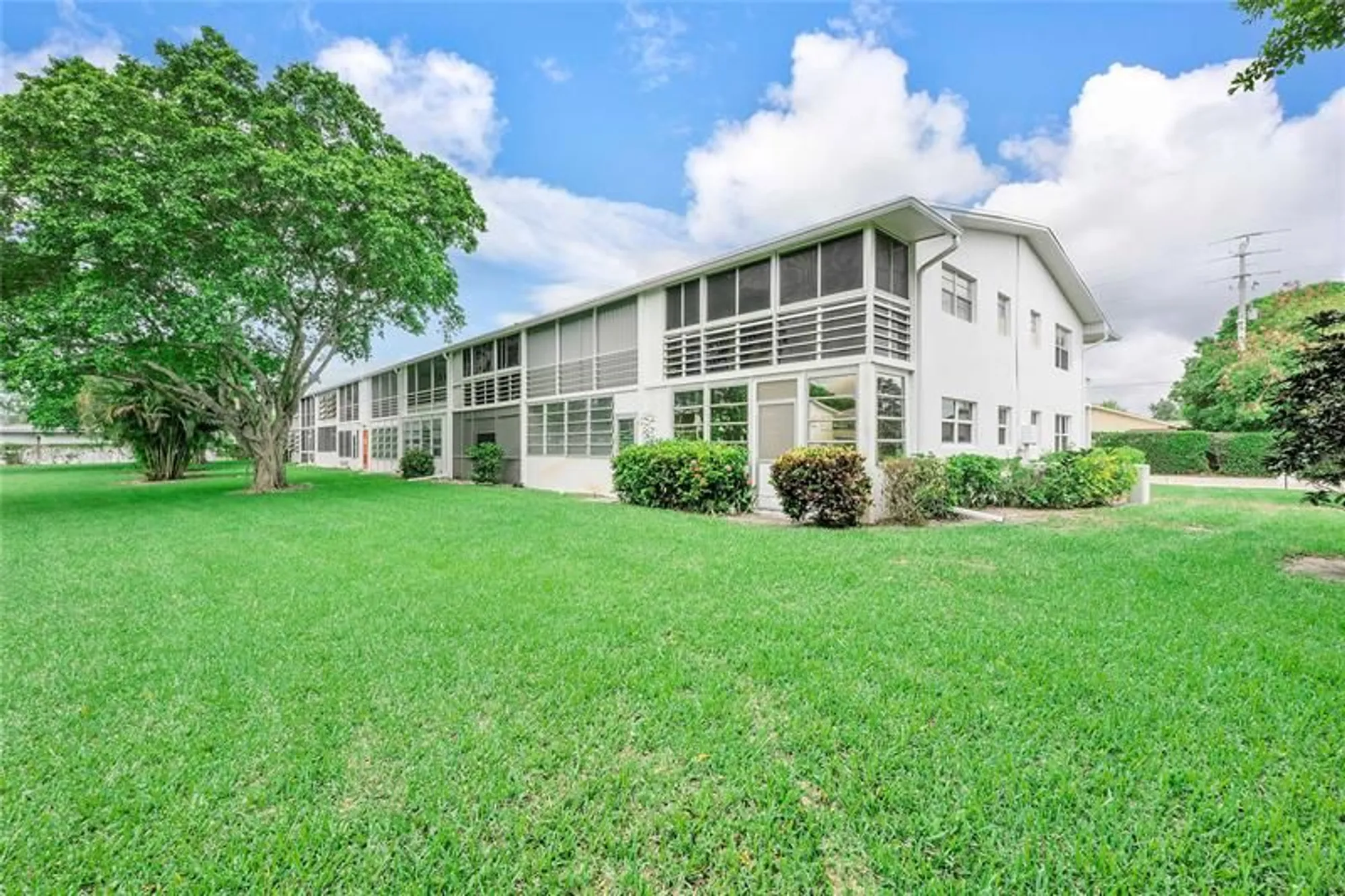 Property Slideshow image 4 of 36 | 373 tilford r # 373, Deerfield Beach, FL, 33442