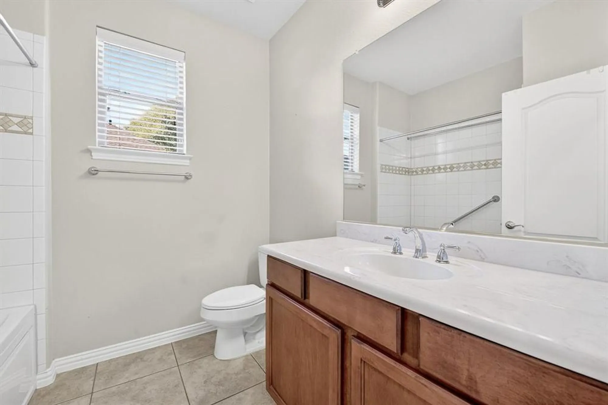 Property Slideshow image 23 of 27 | 9600 rosewood dr, Denton, TX, 76207