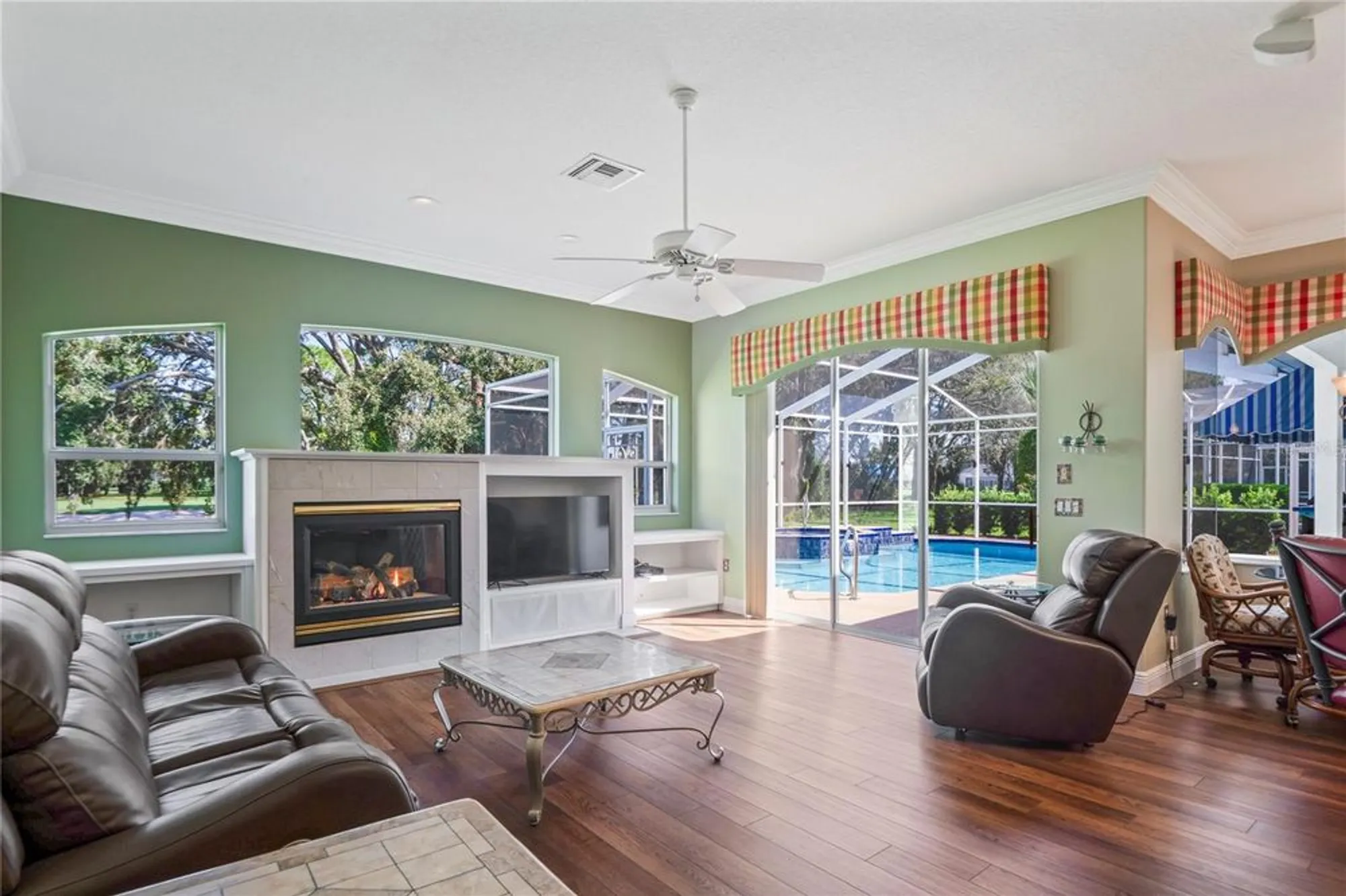 Property Slideshow image 24 of 97 | 9219 grand cypress dr, Weeki Wachee, FL, 34613