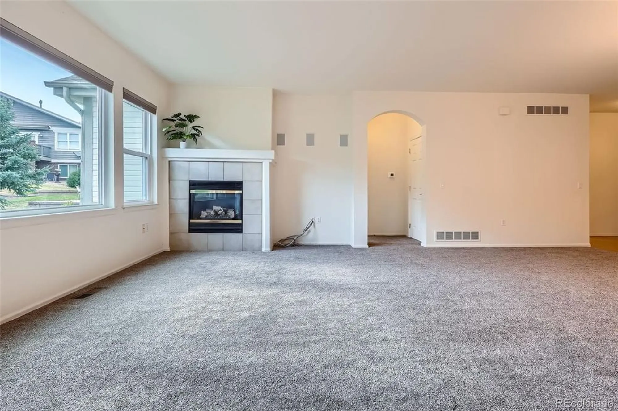 Property Slideshow image 9 of 36 | 7831 s addison way, Aurora, CO, 80016